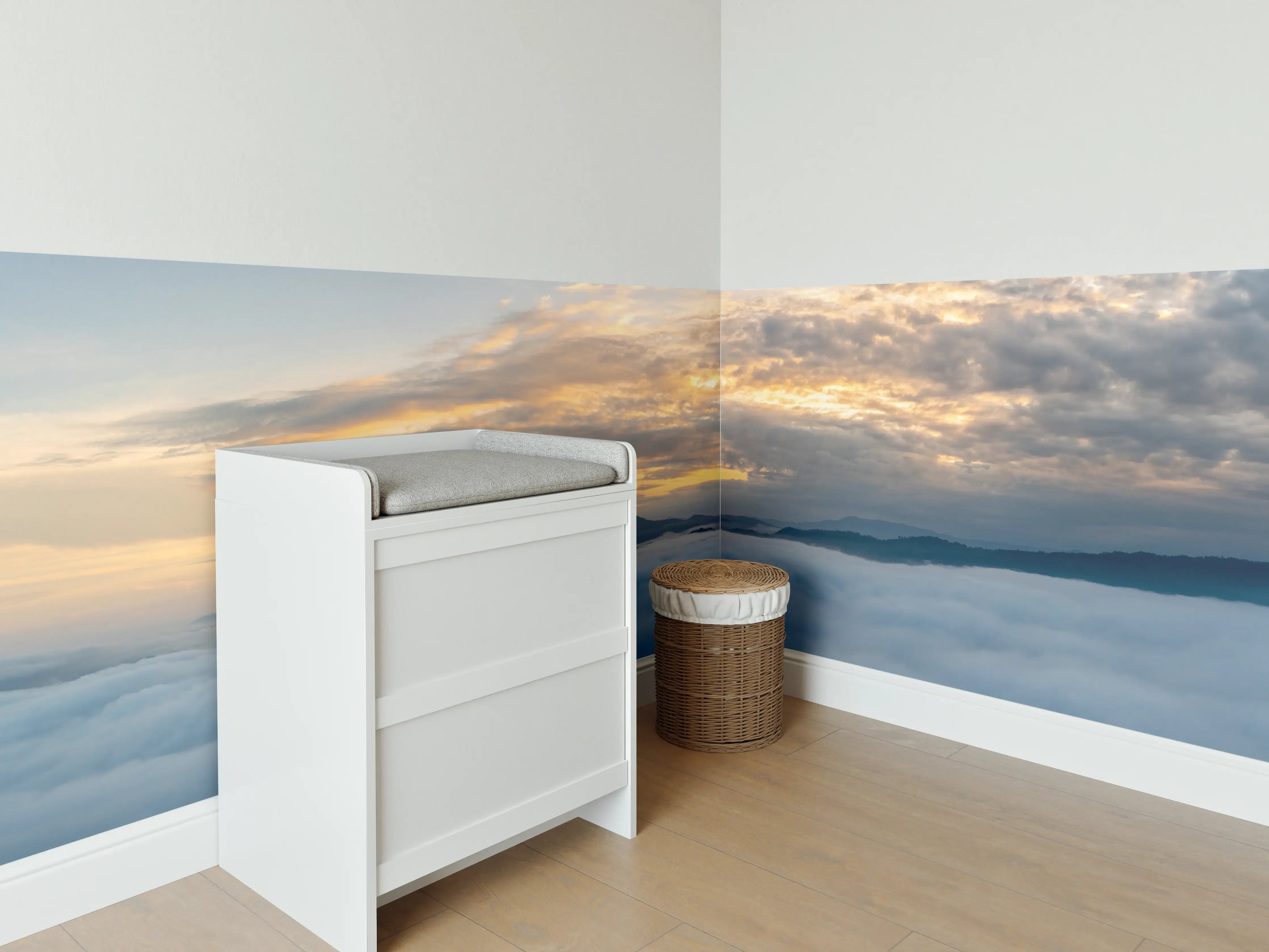 Babyzimmer Wandgestaltung - Sonnenuntergang über Wolkenmeer
