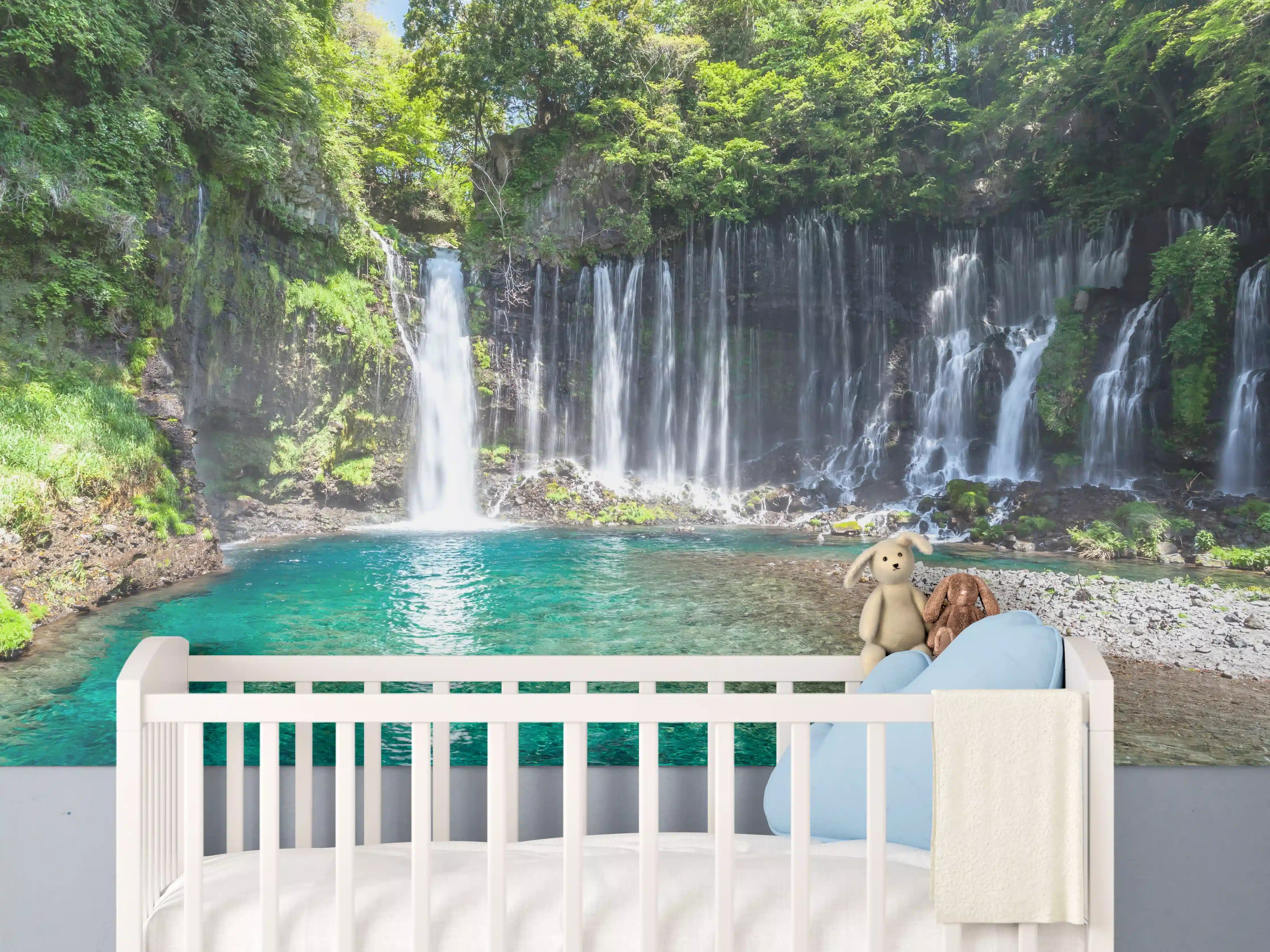 Babyzimmer Wandgestaltung - Sonniger Shiraito-Wasserfall