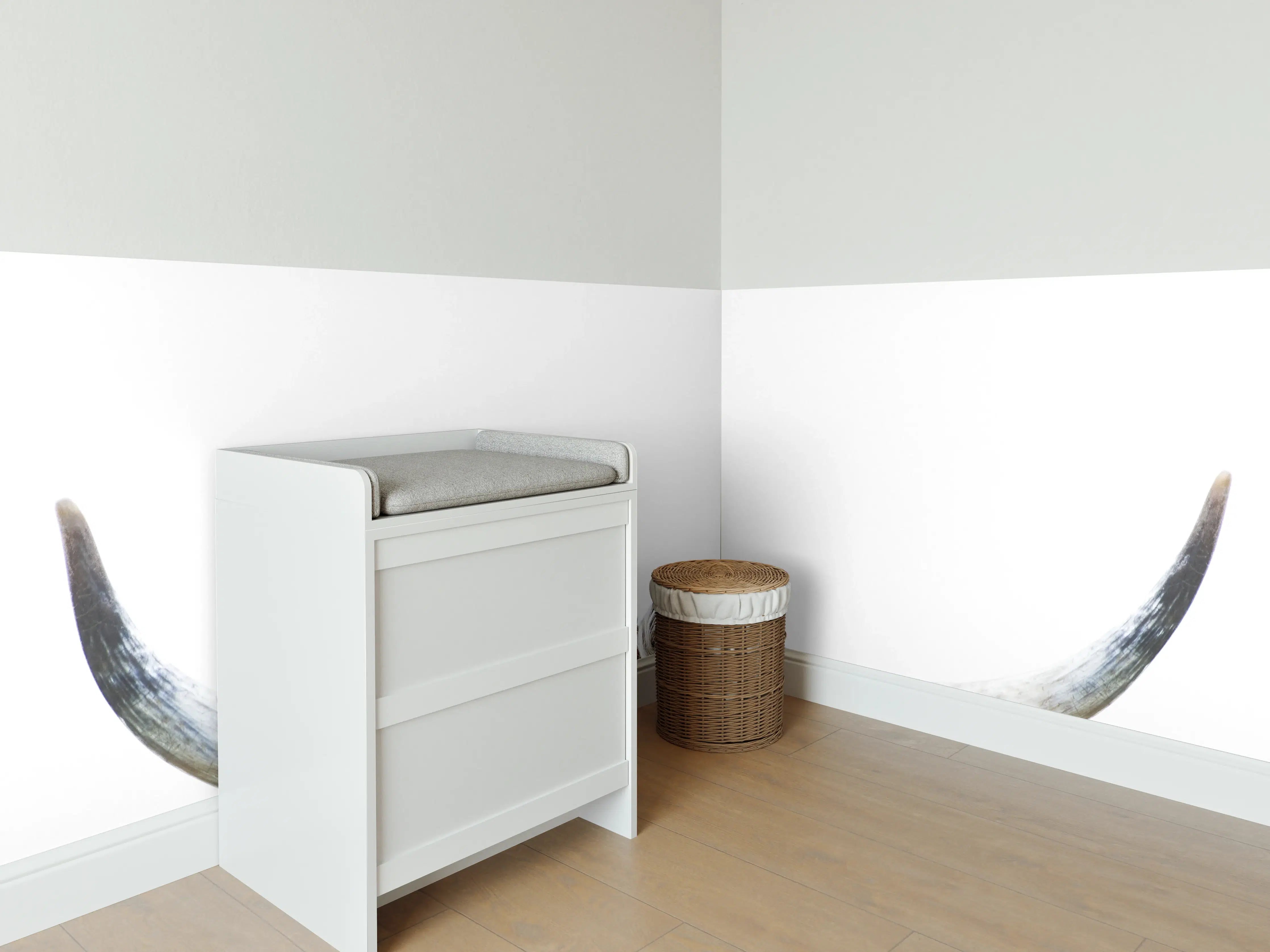 Babyzimmer Wandgestaltung - Spähende Longhorn-Kuh