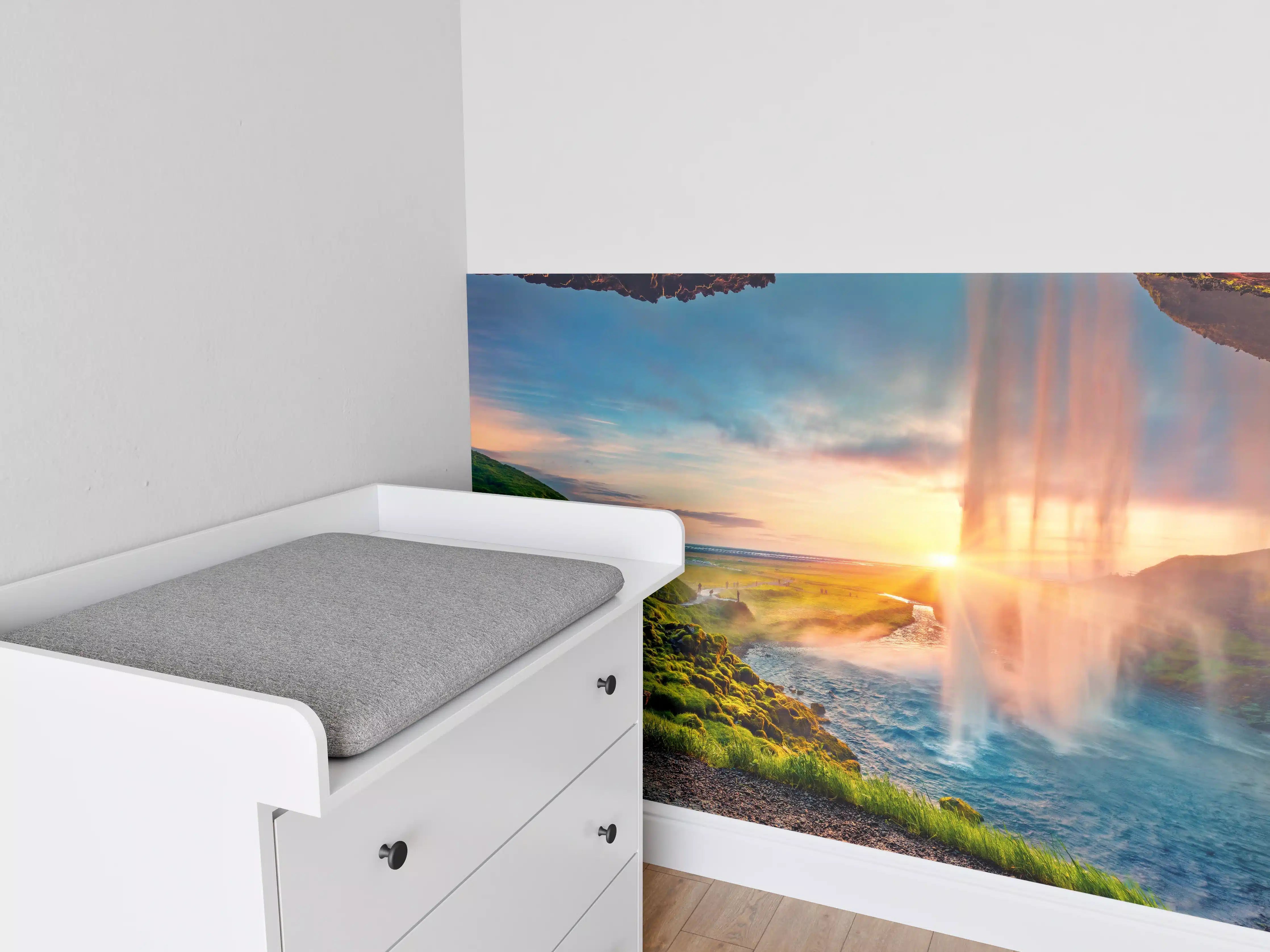 Babyzimmer Wandgestaltung - Spektakulärer Sonnenuntergang am Wasserfall Seljalandsfoss