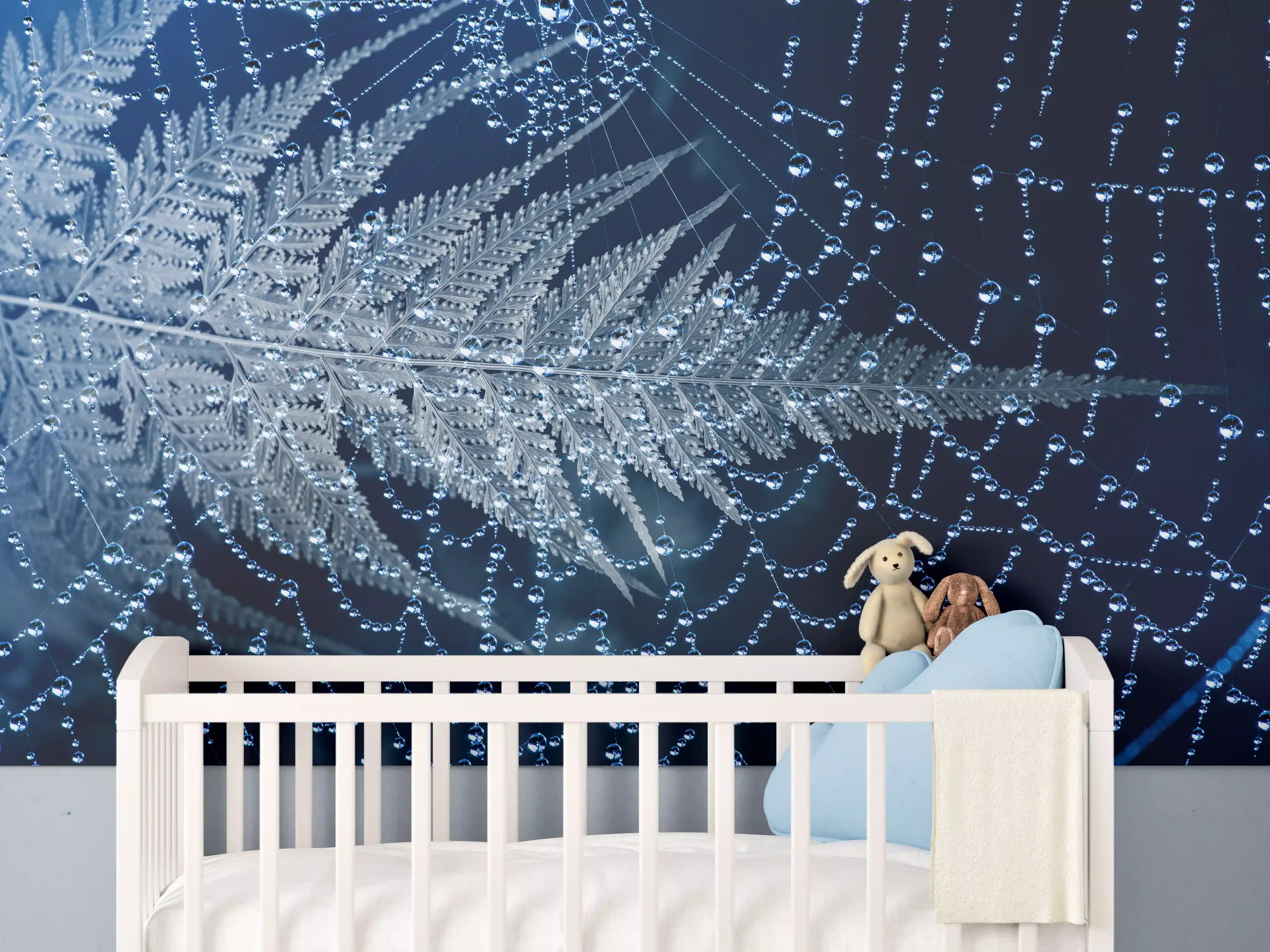 Babyzimmer Wandgestaltung - Spinnennetz Tau Morgengrauen