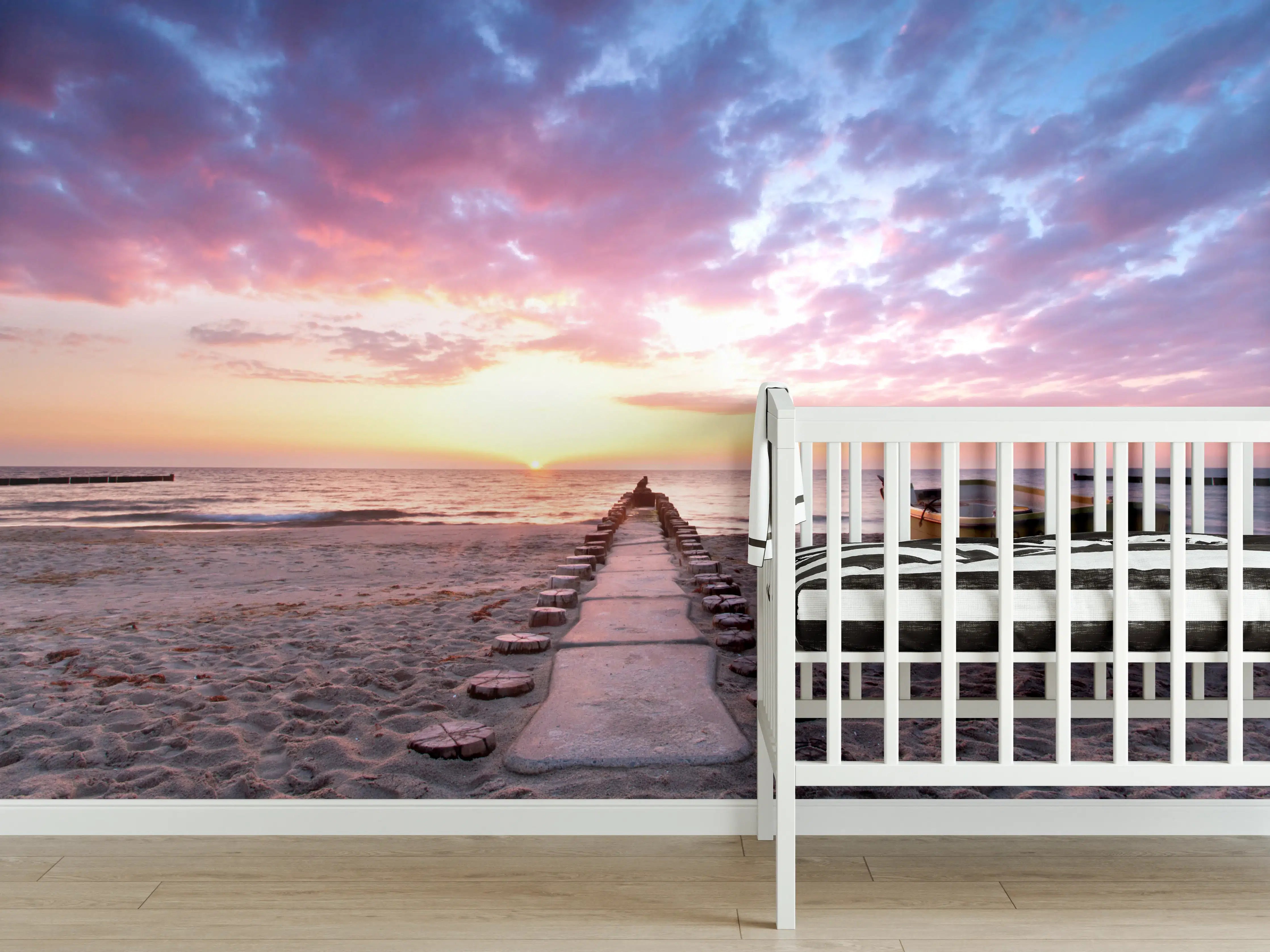 Babyzimmer Wandgestaltung - Steg ins Meer bei Abendsonne