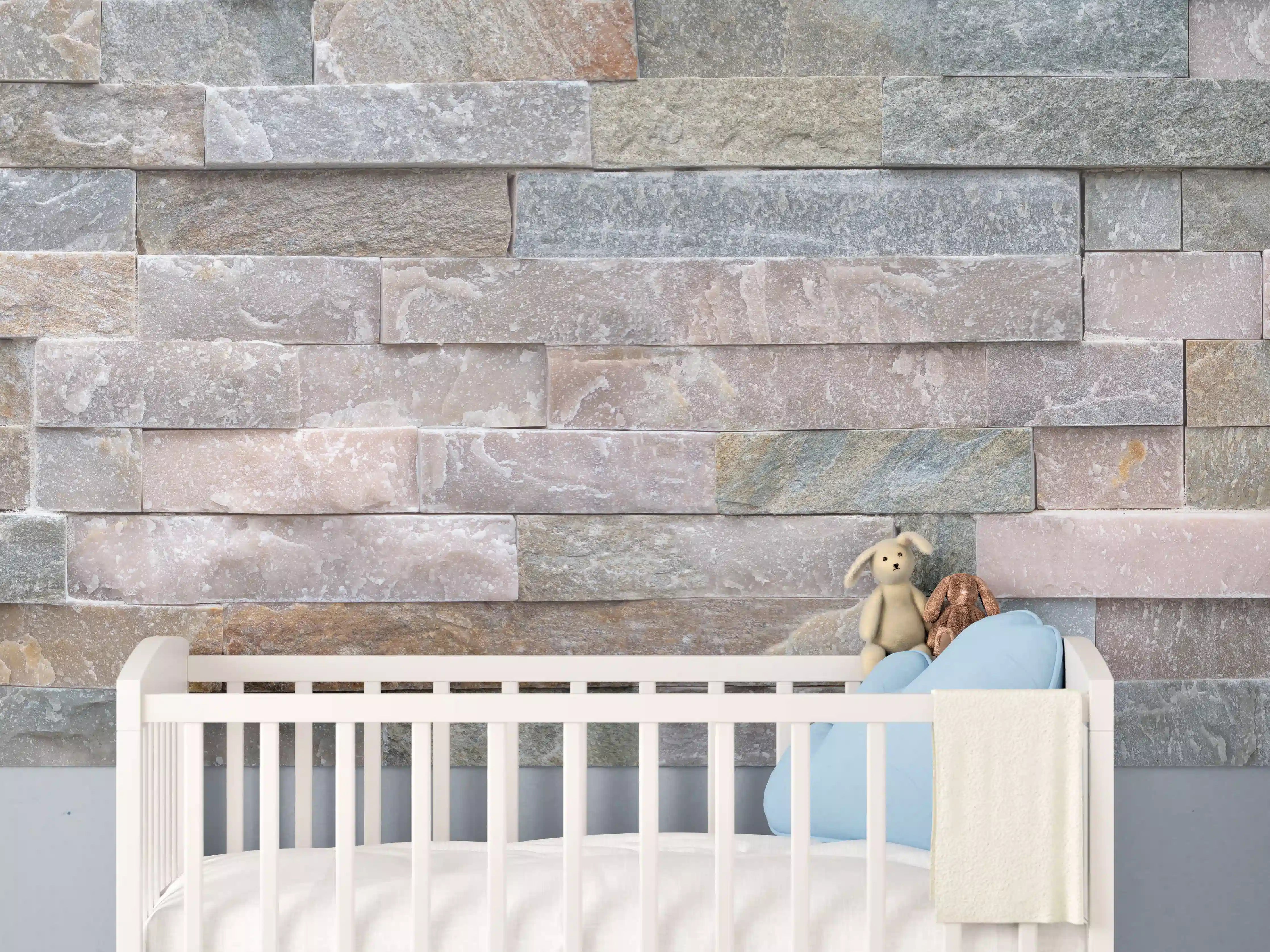 Babyzimmer Wandgestaltung - Steinwand aus groben