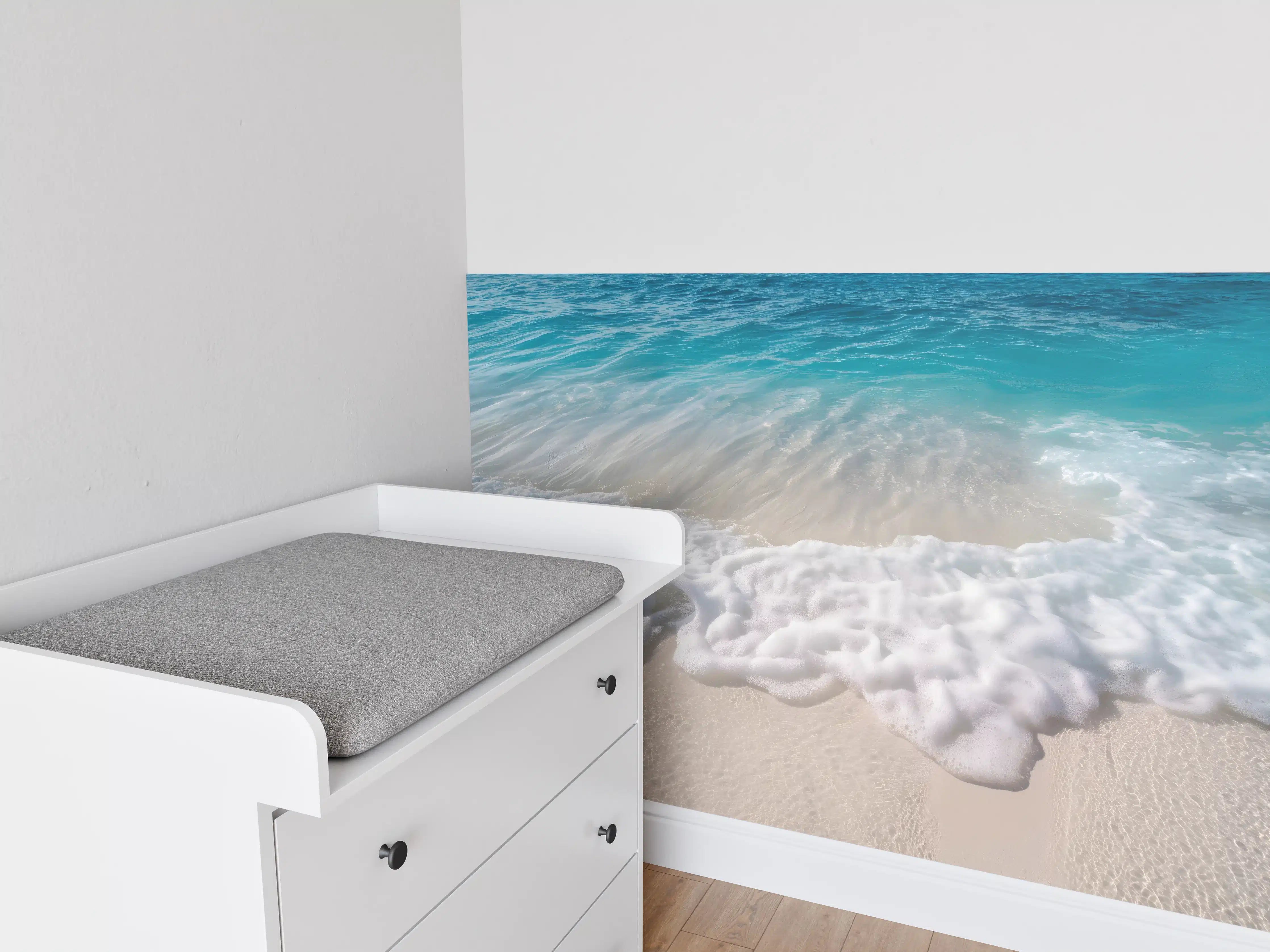 Babyzimmer Wandgestaltung - Strand mit sanften Wellen und Schaum
