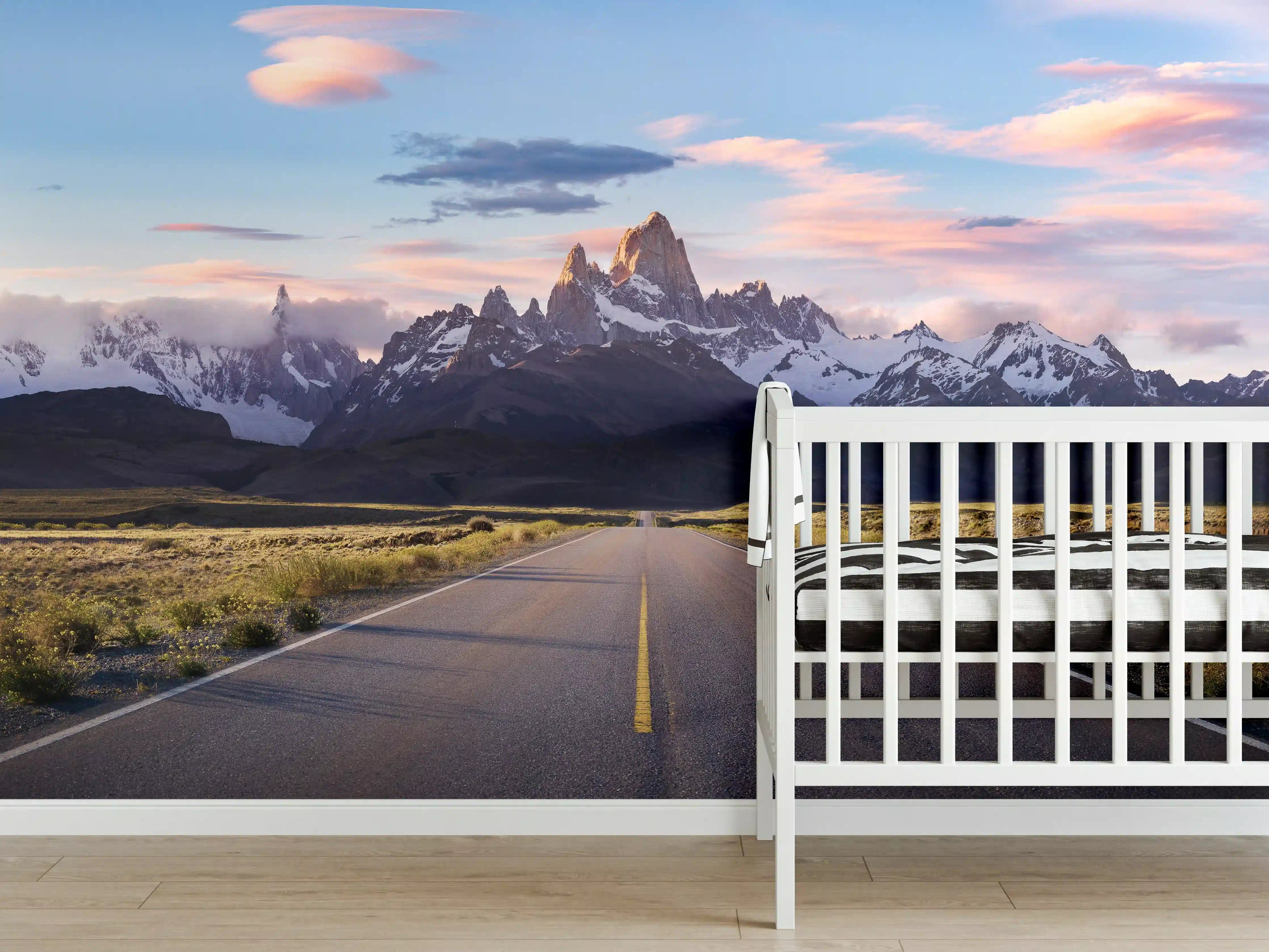 Babyzimmer Wandgestaltung - Straße mit Blick auf Berge