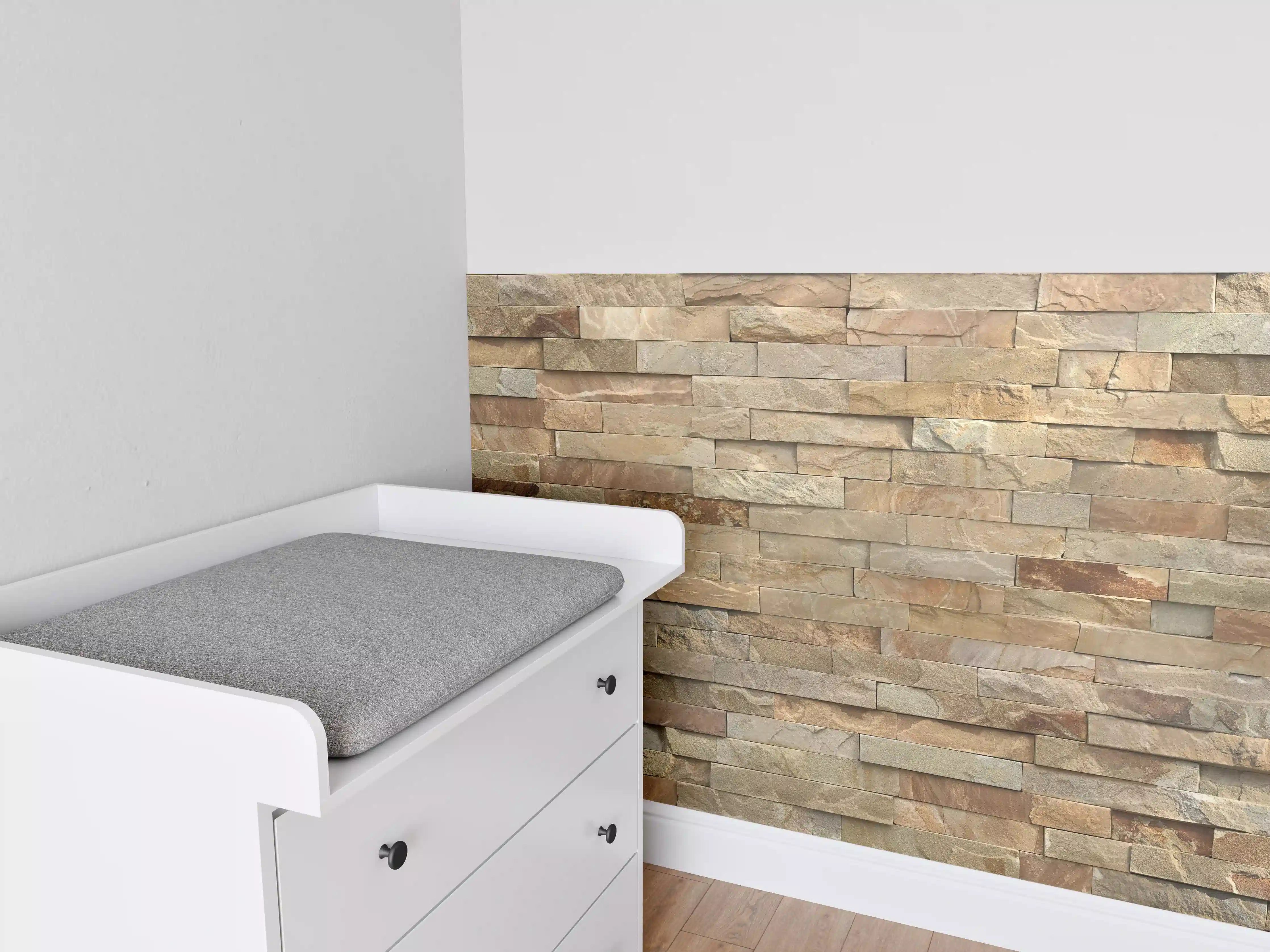 Babyzimmer Wandgestaltung - Streifiges Steinwandmuster