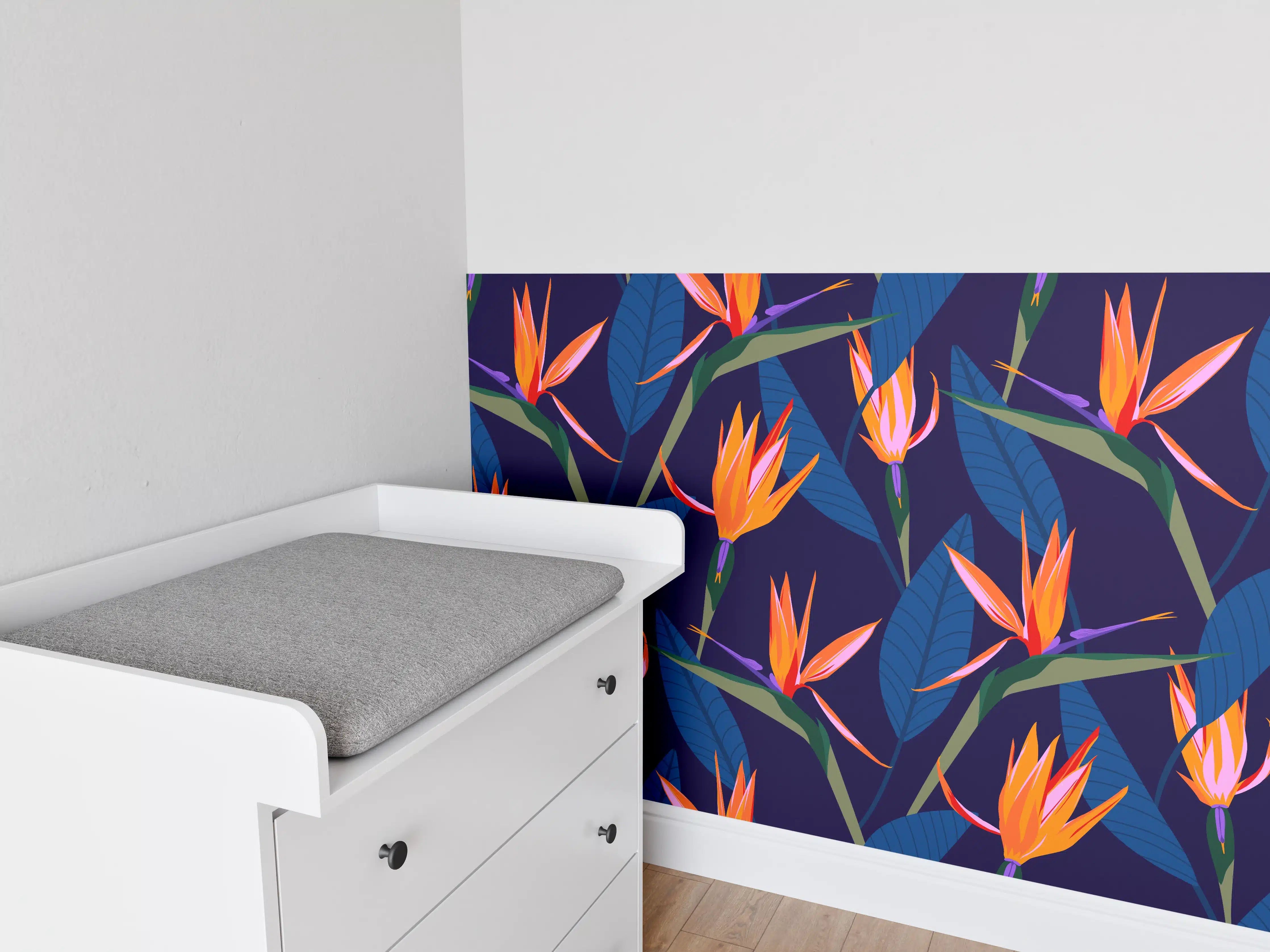Babyzimmer Wandgestaltung - Strelitzia Nacht – Tropische Blumen