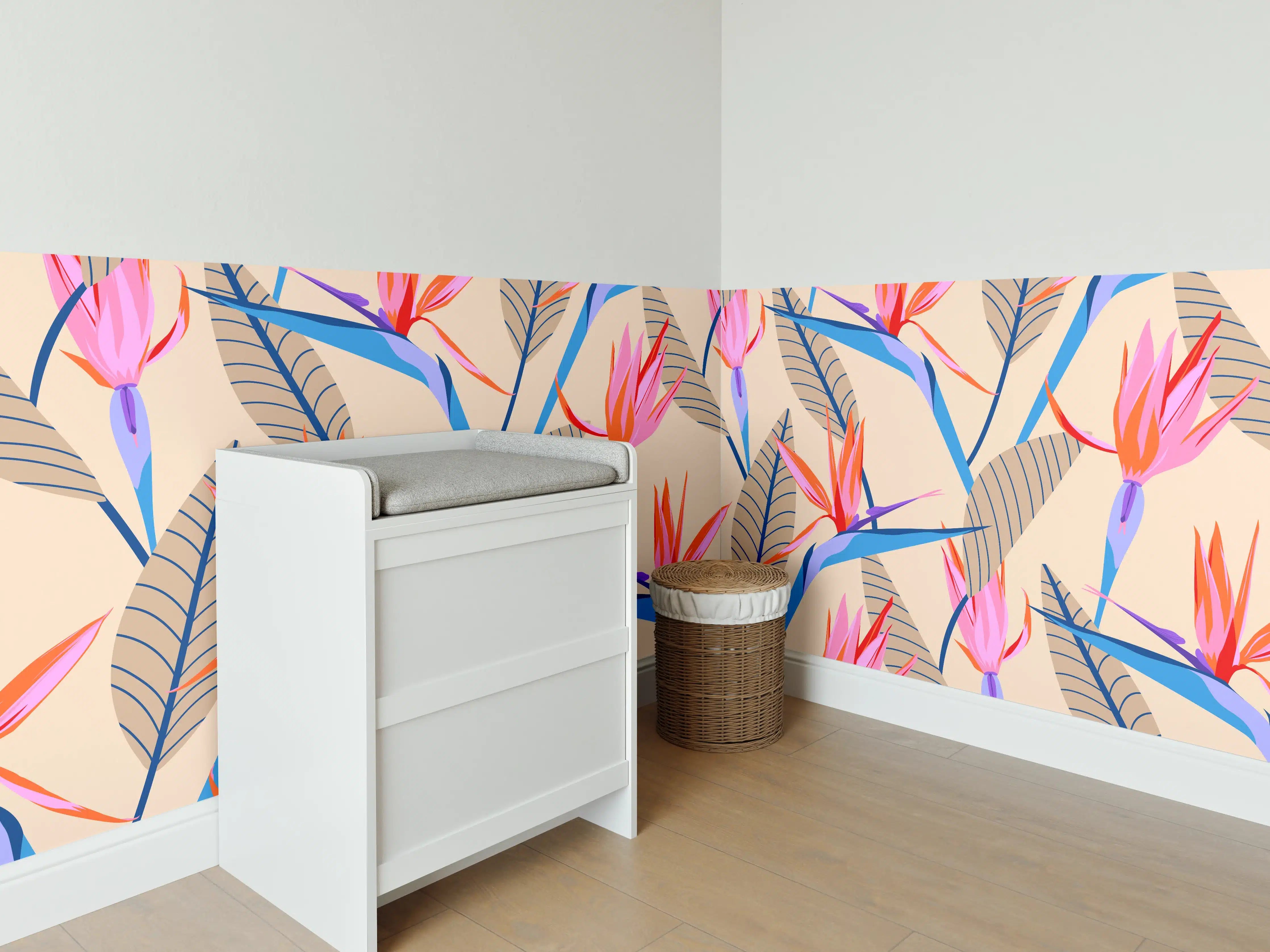Babyzimmer Wandgestaltung - Strelitzia Tropic Rosa-Beige