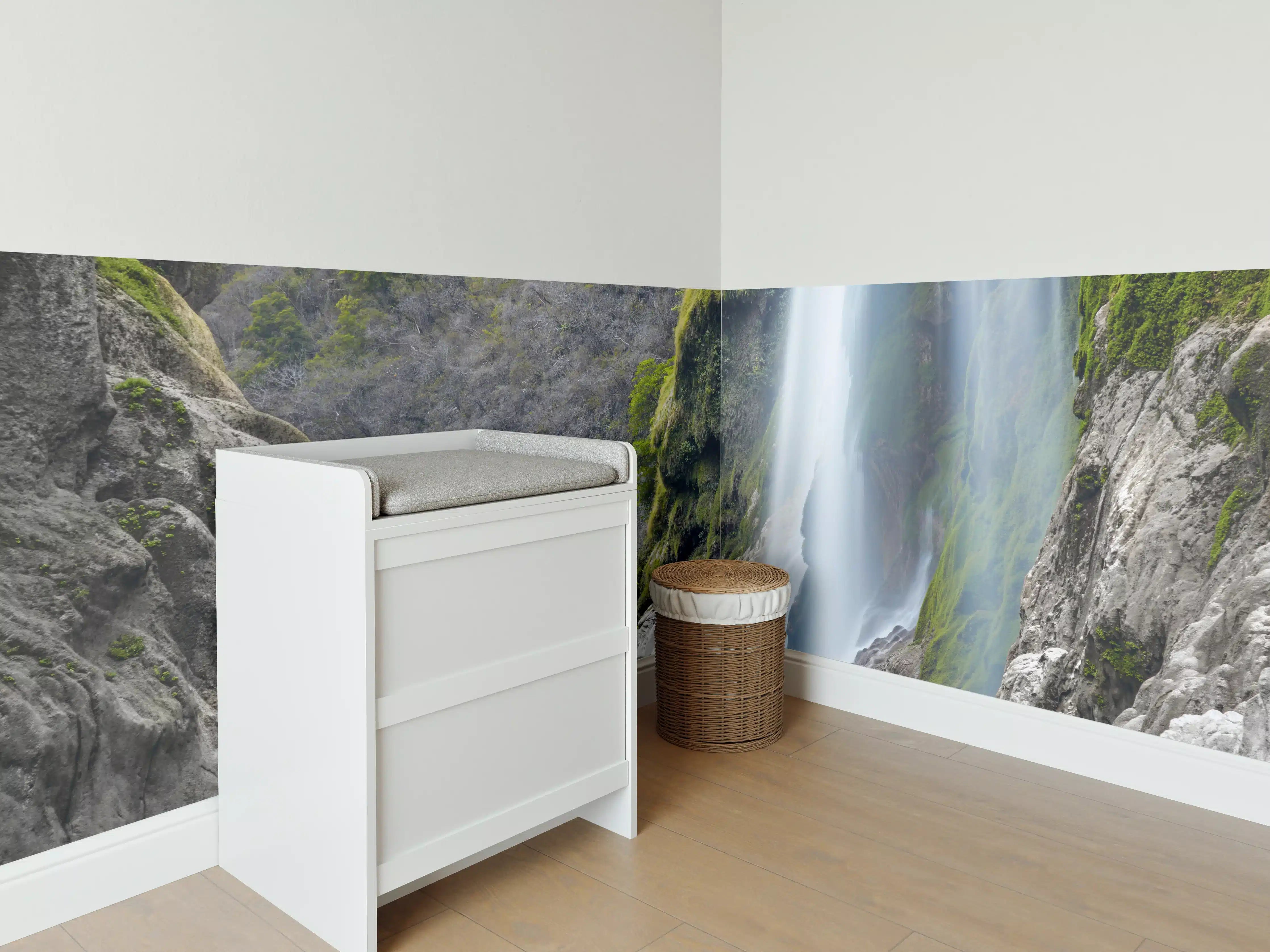 Babyzimmer Wandgestaltung - Tamul-Wasserfall am Fluss Tampaon