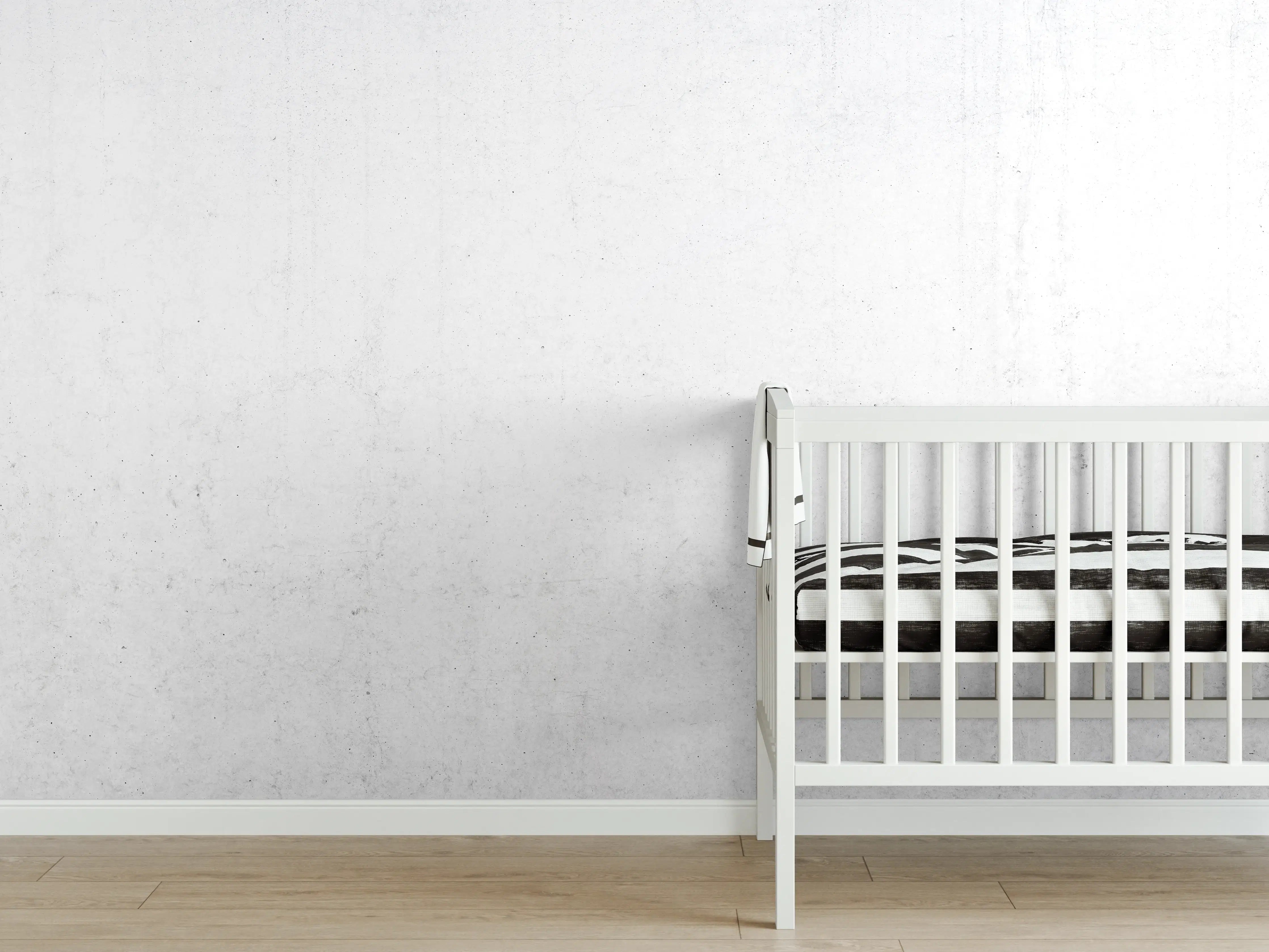Babyzimmer Wandgestaltung - Textur der alten weißen Betonwand