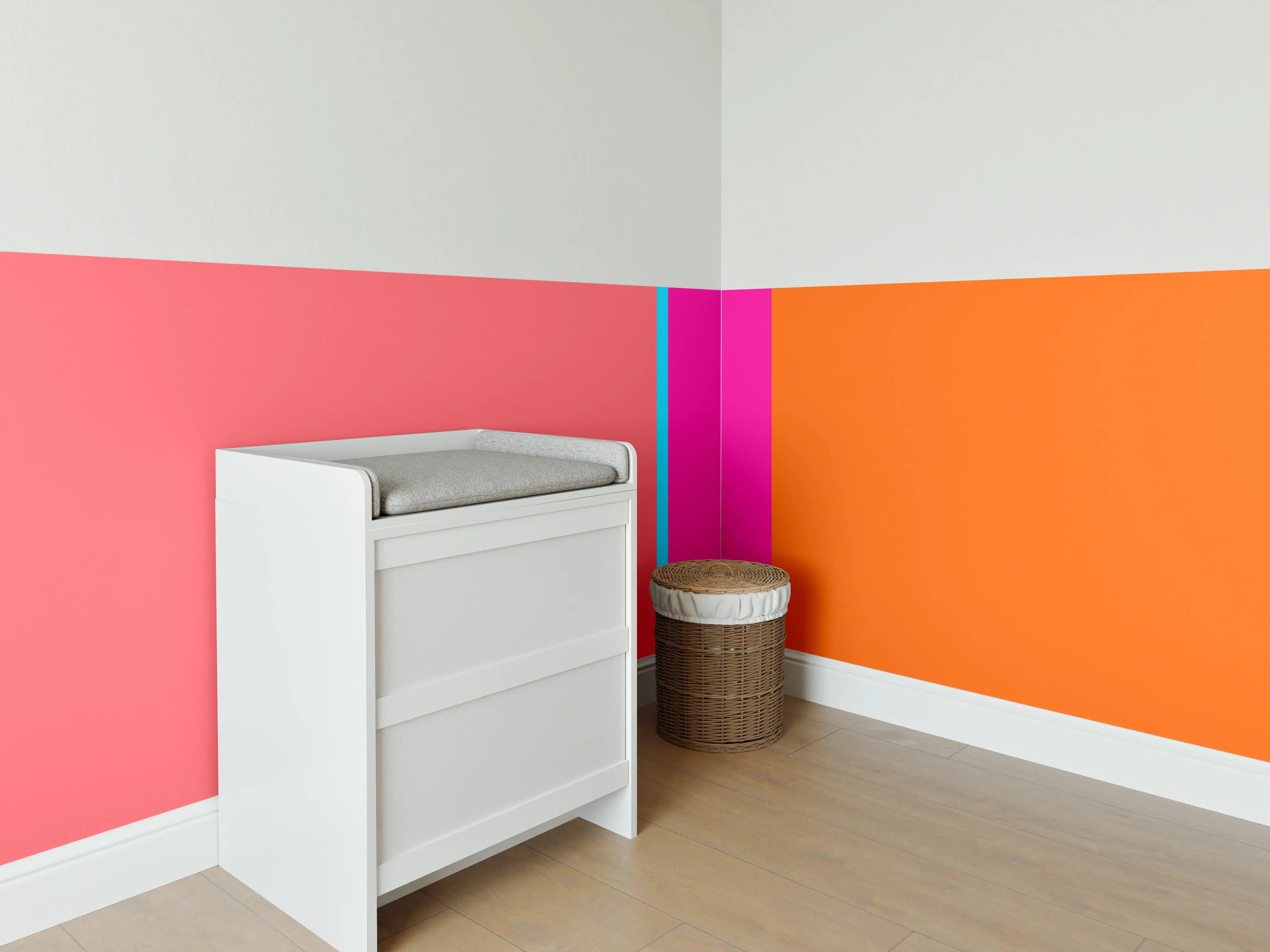 Babyzimmer Wandgestaltung - The Neons - Vertikal - Nova