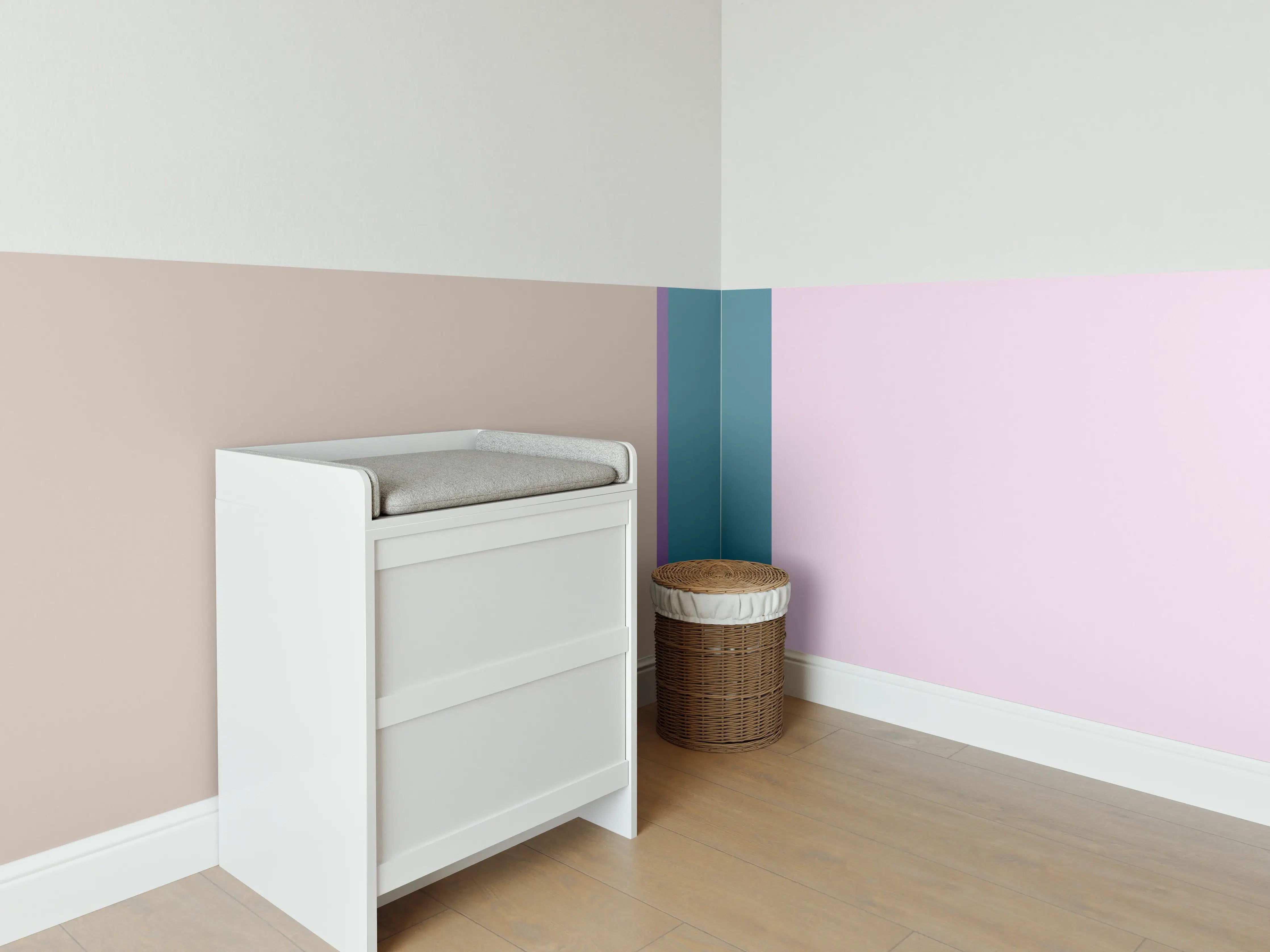 Babyzimmer Wandgestaltung - The Vintages - Vertikal - Daphne