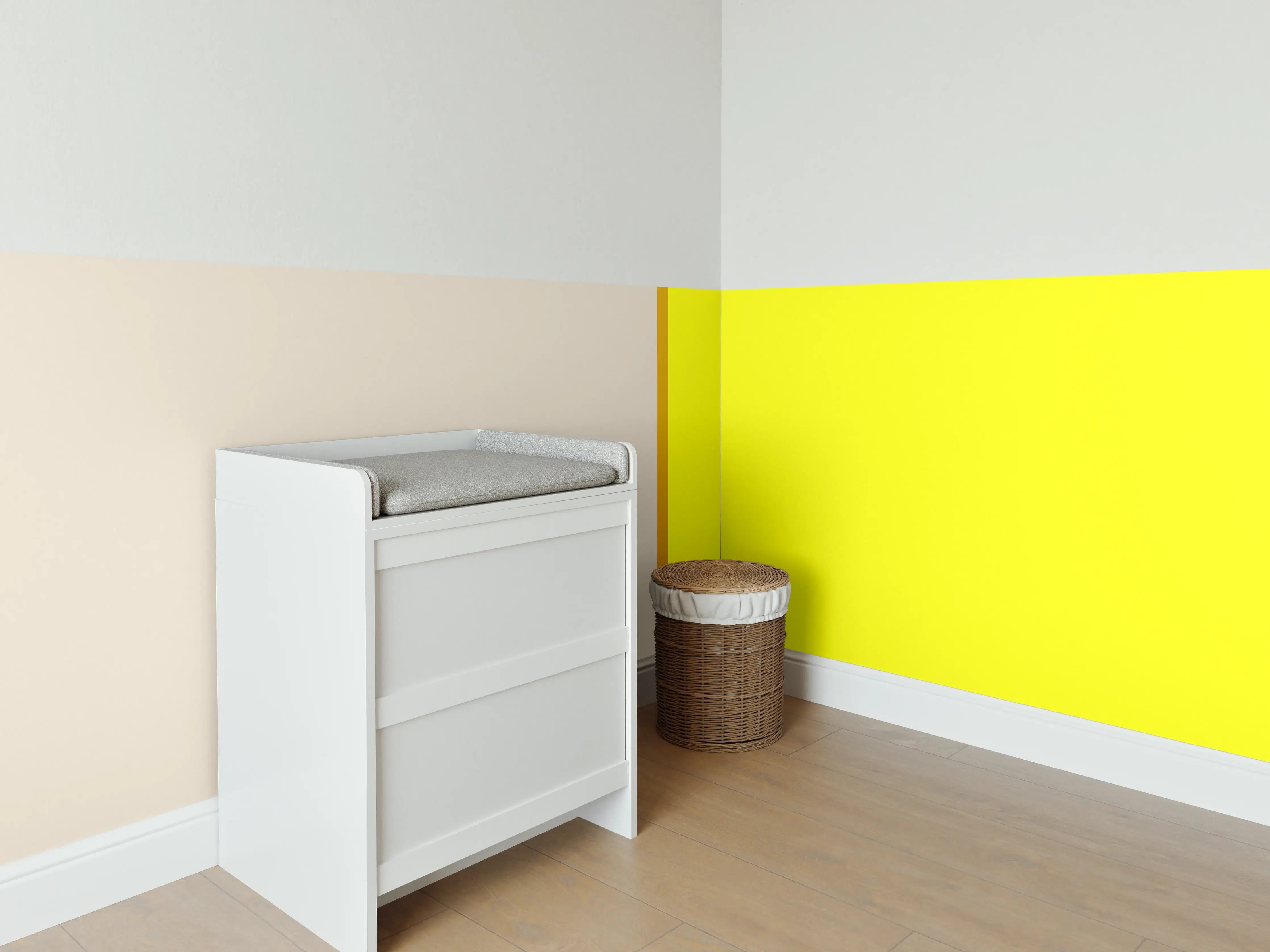 Babyzimmer Wandgestaltung - The Yellows - Easy Vertical - Vanilla