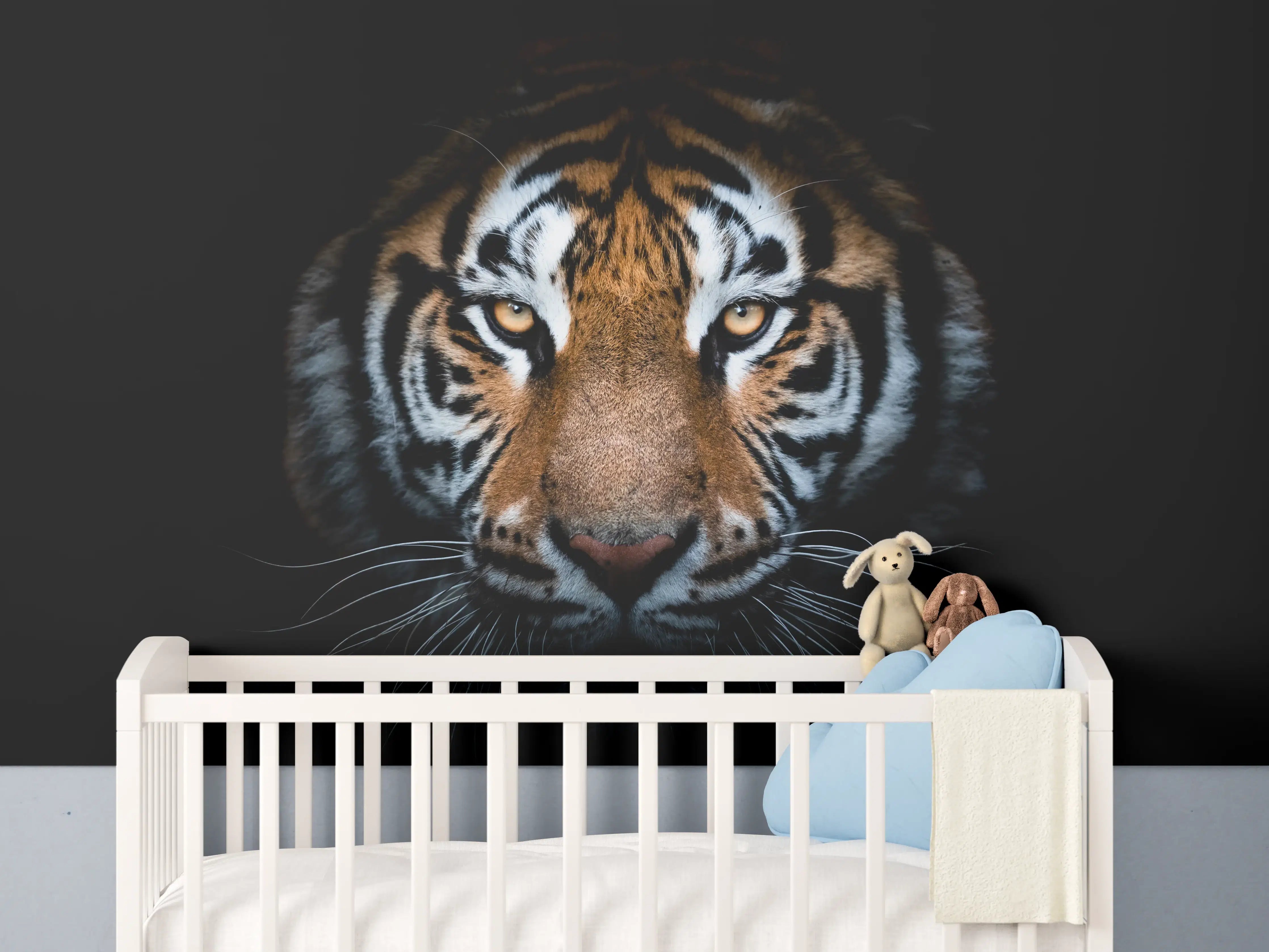 Babyzimmer Wandgestaltung - Tiger-Portrait Schwarzer Hintergrund