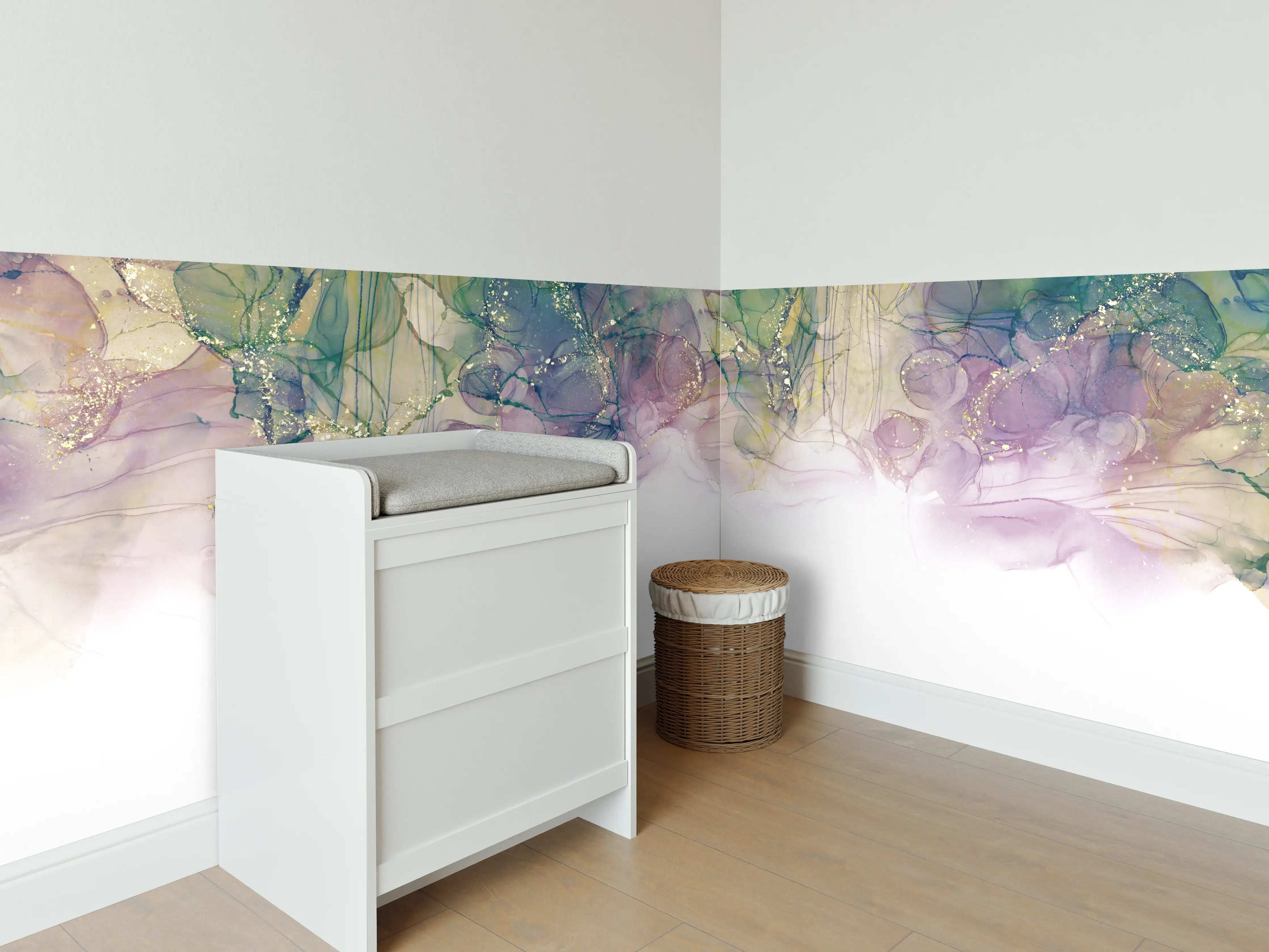 Babyzimmer Wandgestaltung - Tinte mit Goldelementen - Weißer Übergang