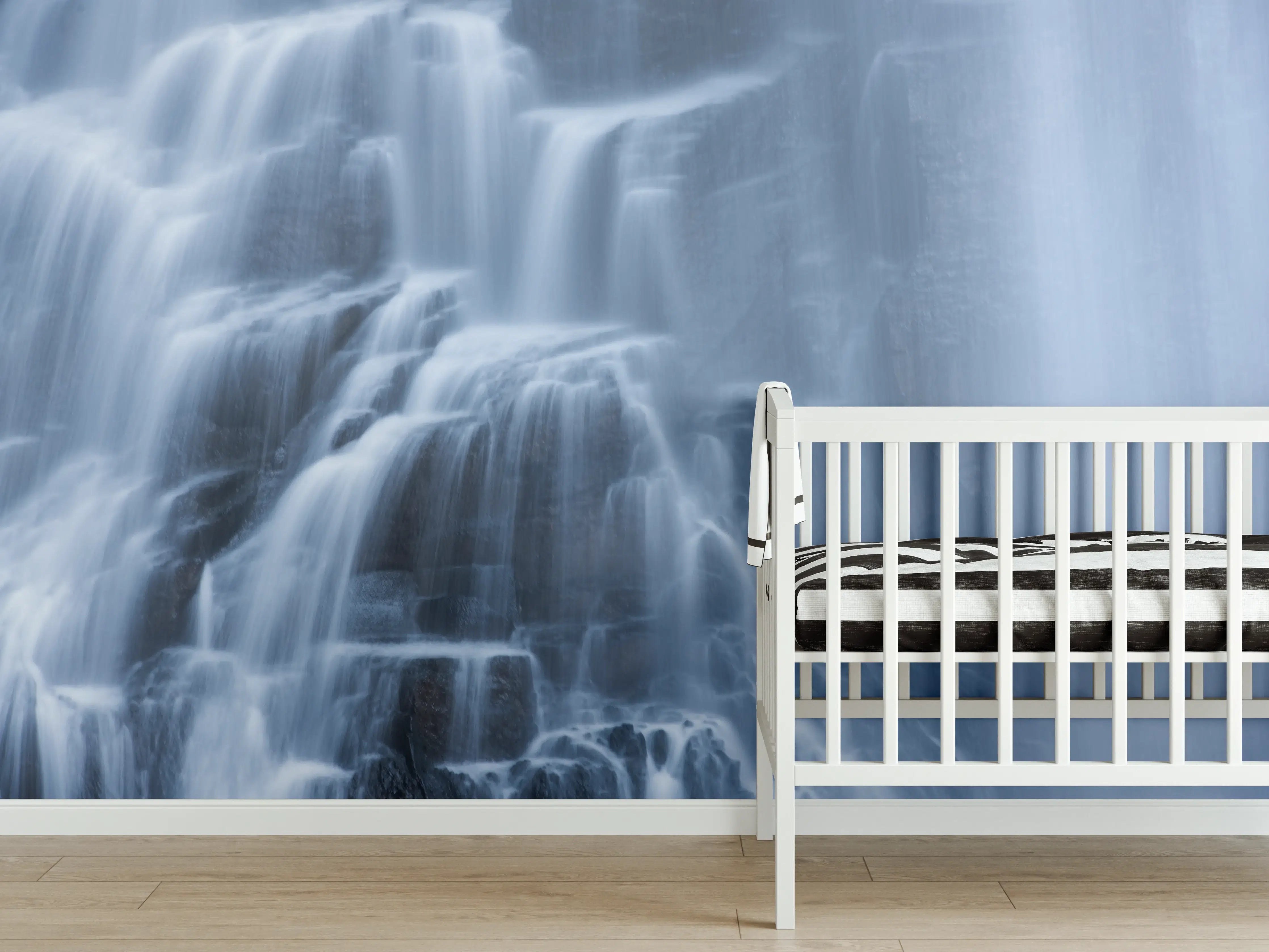 Babyzimmer Wandgestaltung - Traumartiger Wasserfall an Felsenwand