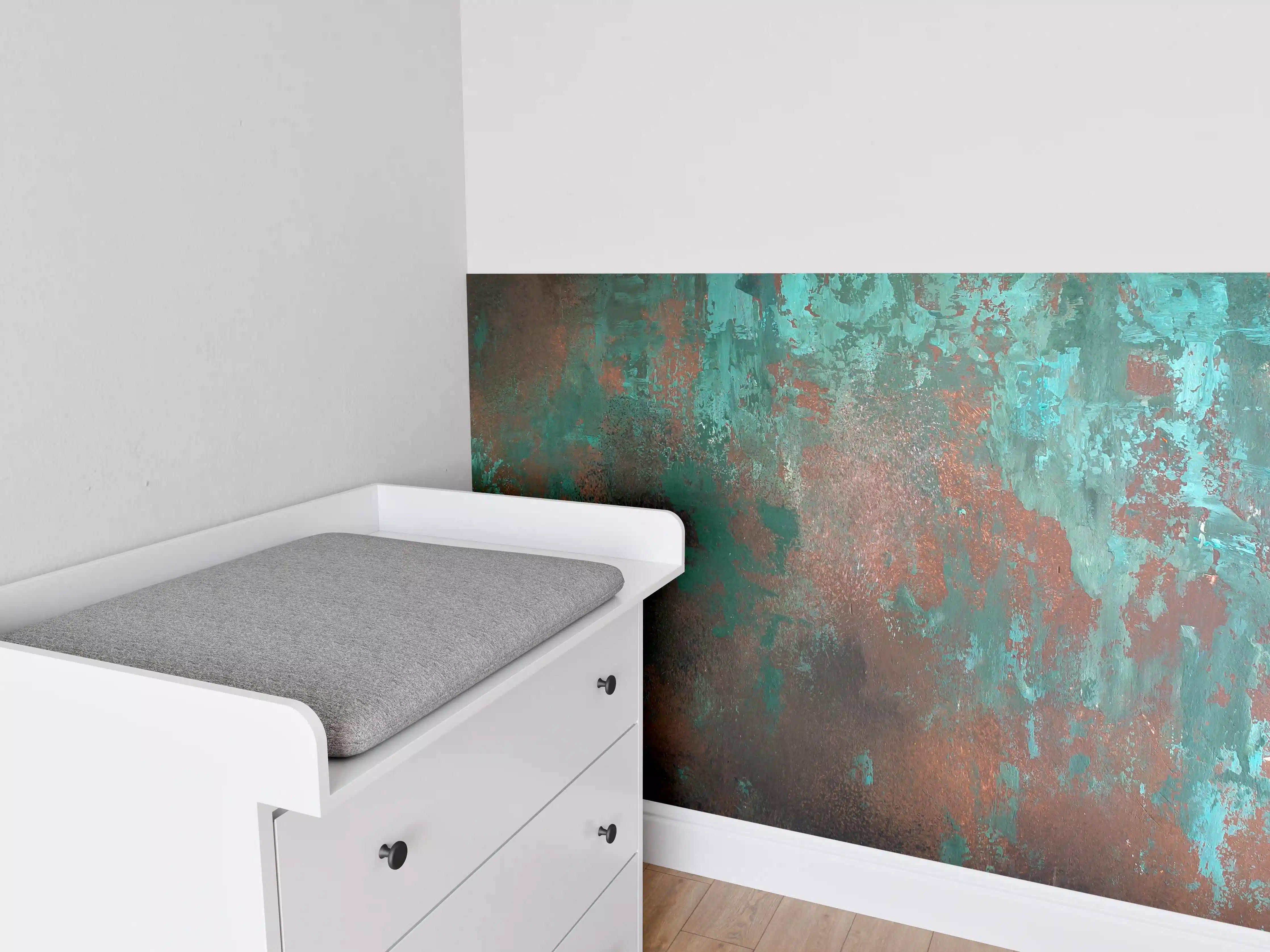 Babyzimmer Wandgestaltung - Türkis-Braune Metall-Oberfläche mit Patina