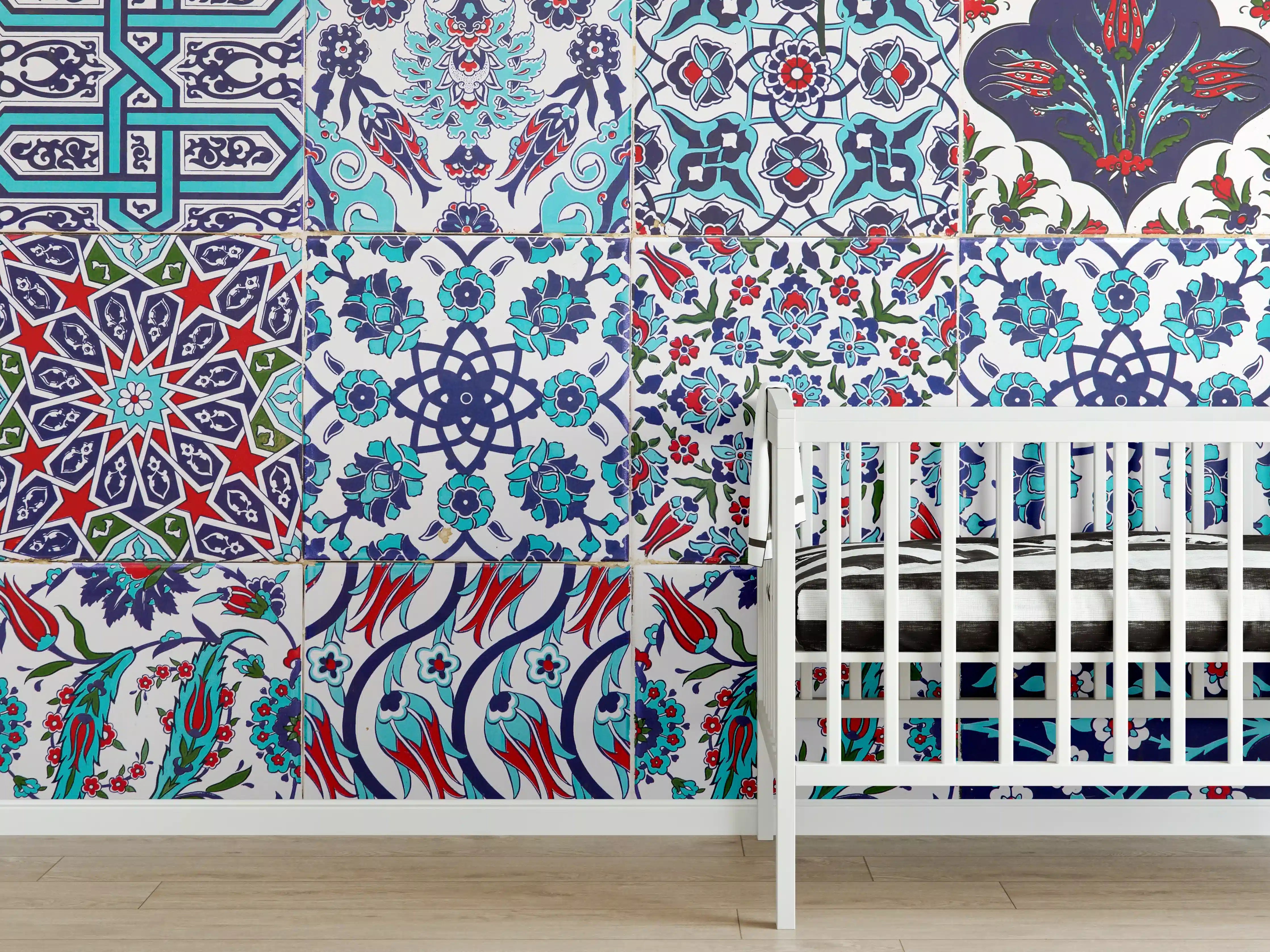 Babyzimmer Wandgestaltung - Türkisblaue osmanische Fliesen