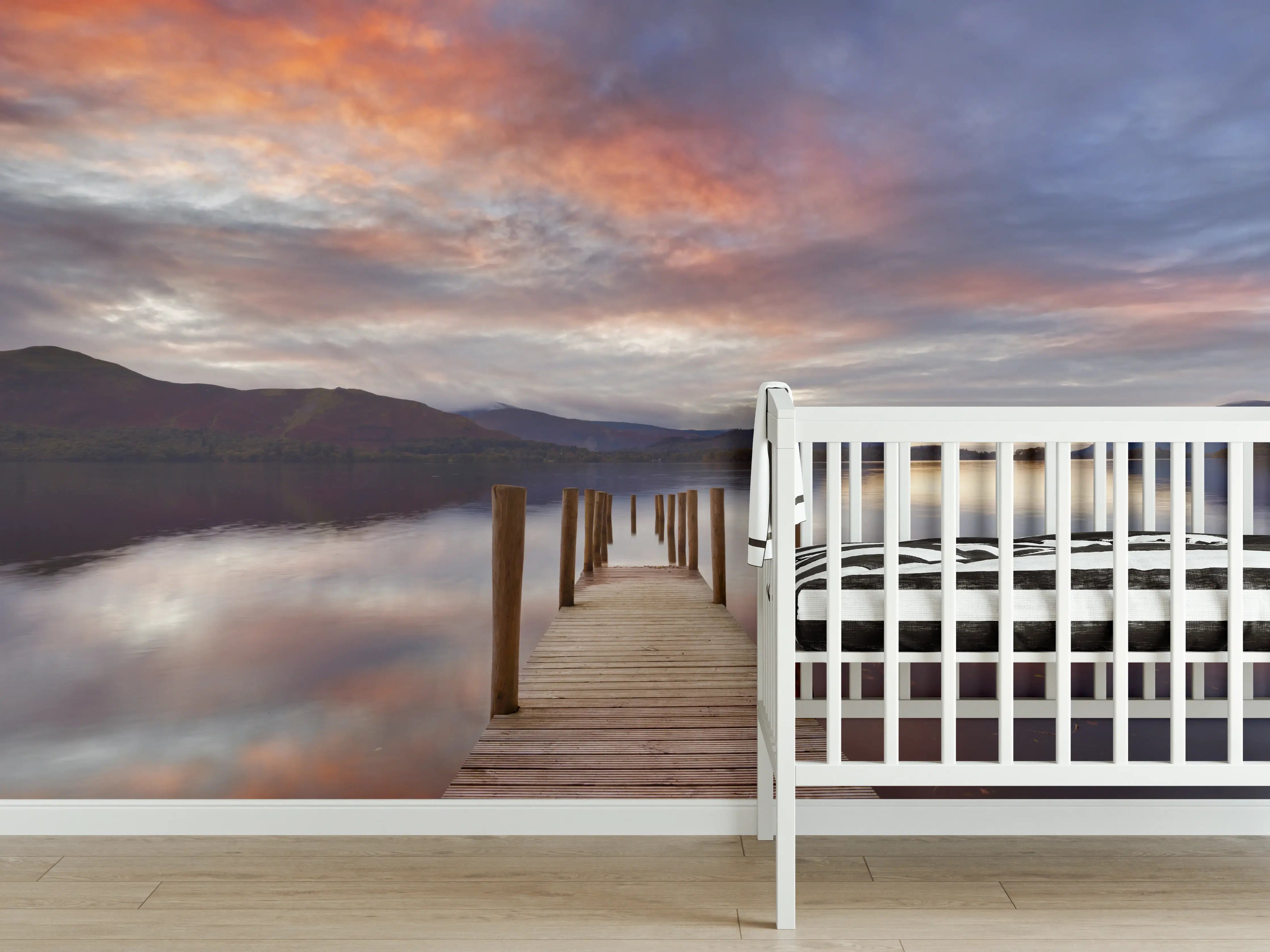 Babyzimmer Wandgestaltung - Überschwemmter Steg in Derwent Water