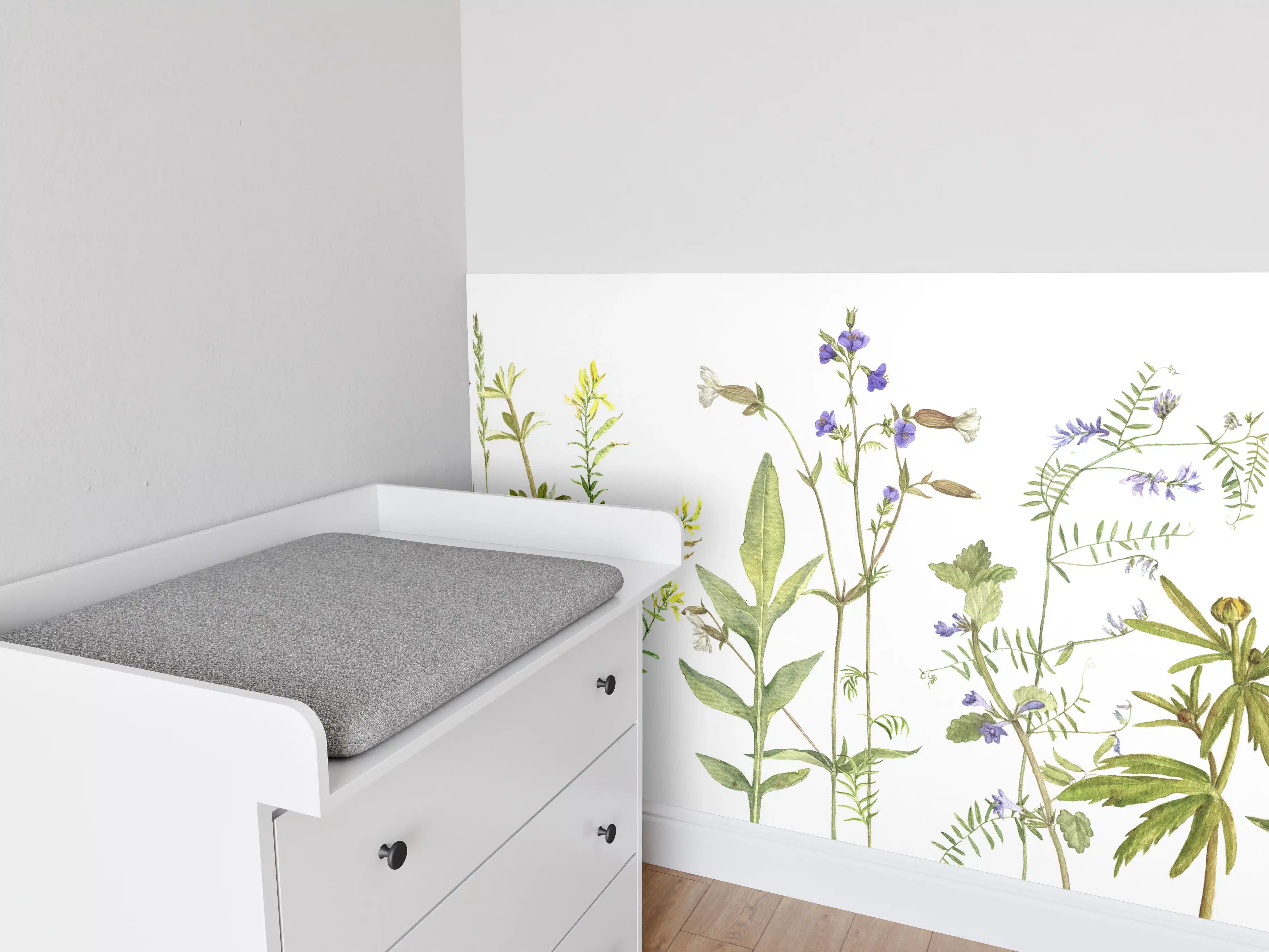 Babyzimmer Wandgestaltung - Veilchen im Wald