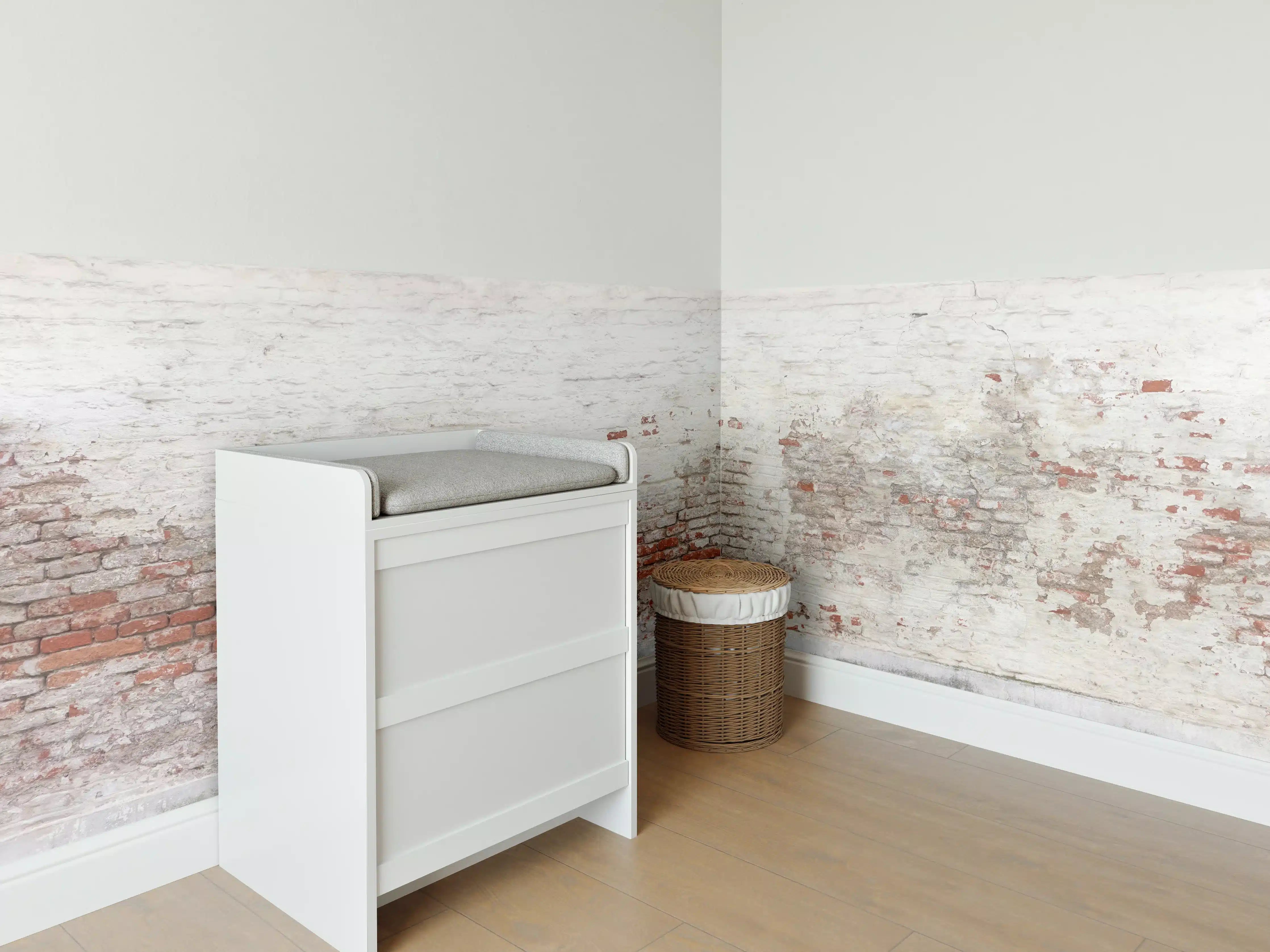 Babyzimmer Wandgestaltung - Veraltete Hauswand