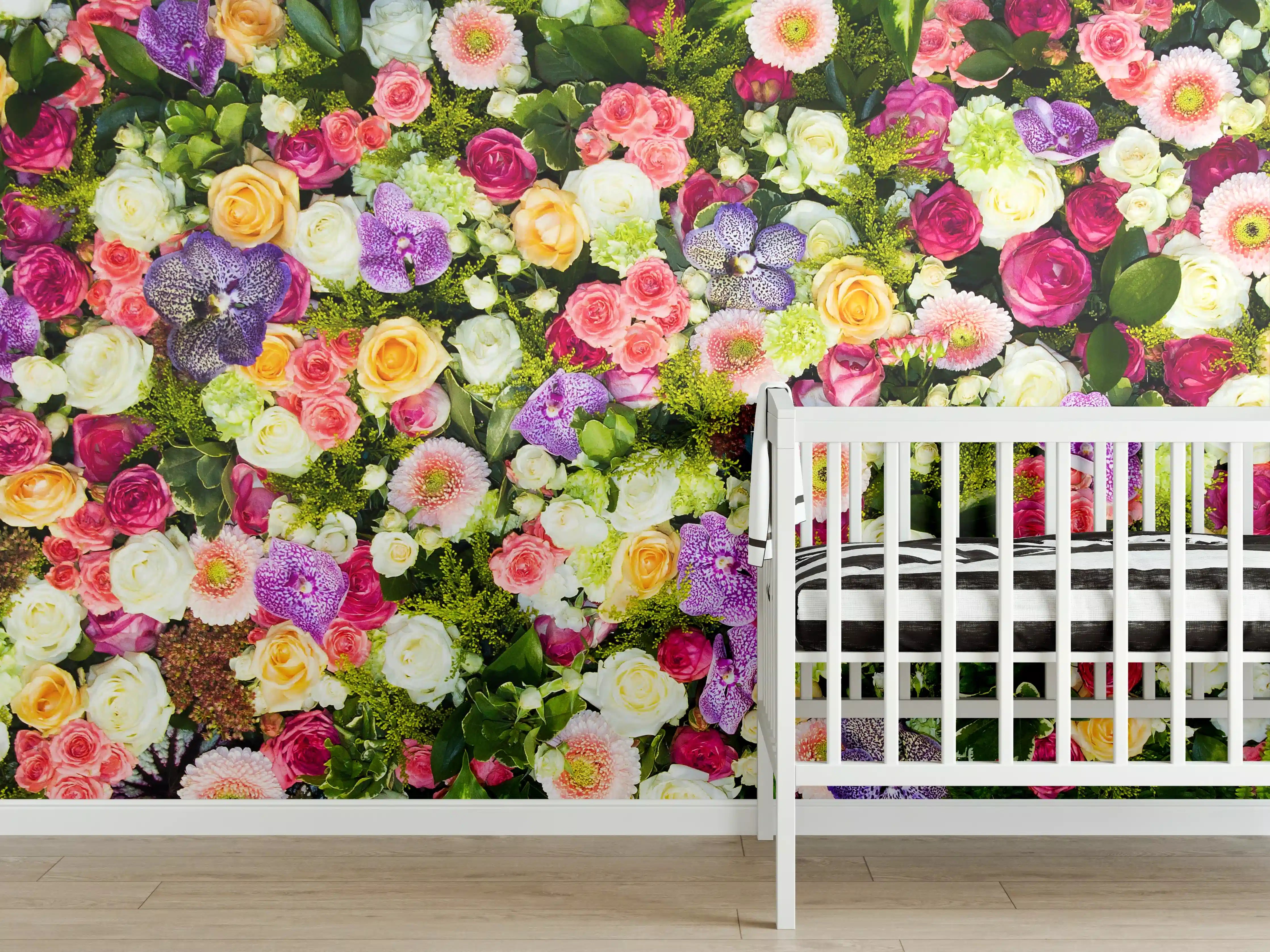 Babyzimmer Wandgestaltung - Vielfältige Blumenmischung in bunten Farben