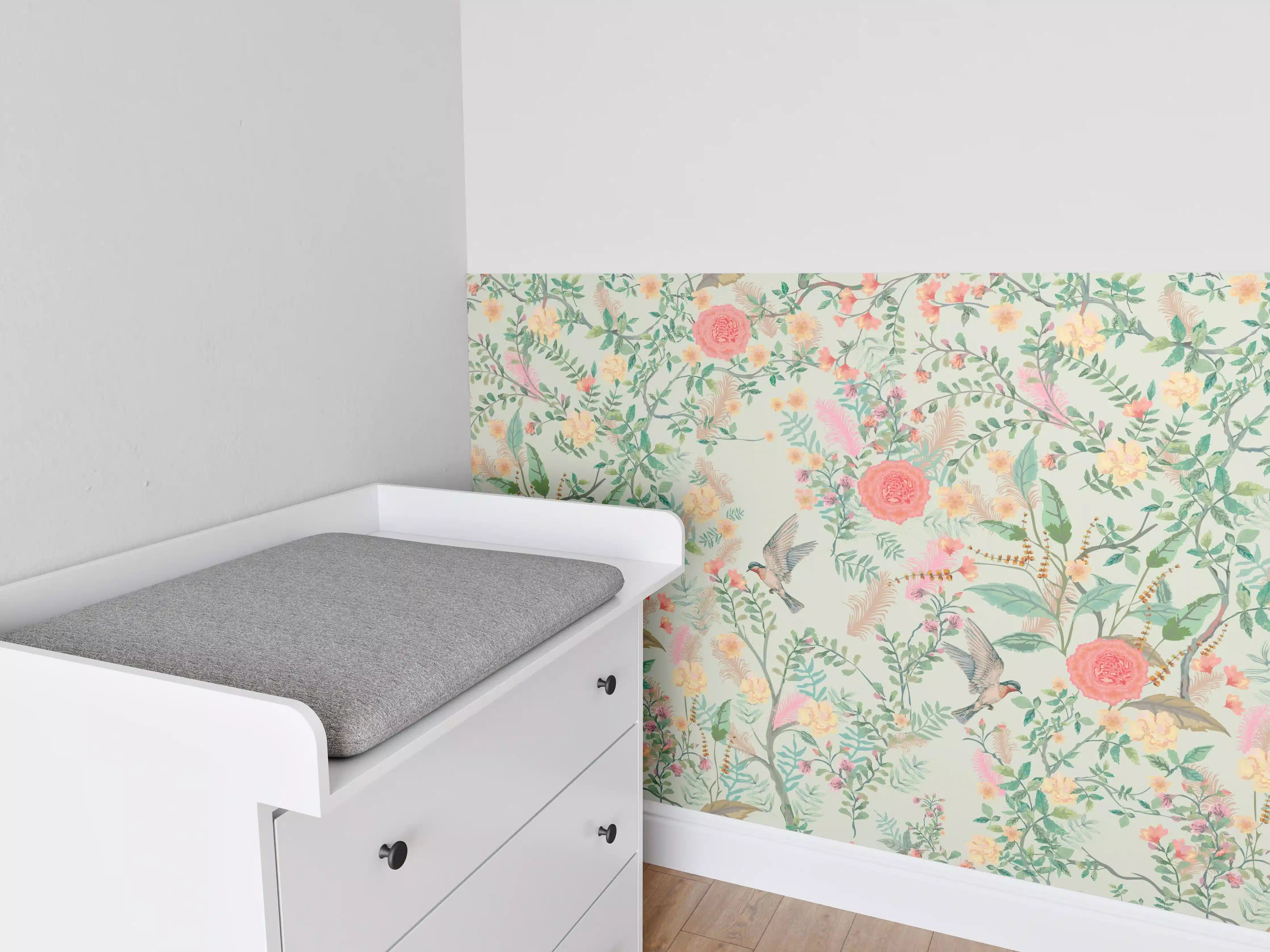 Babyzimmer Wandgestaltung - Vintage-Blumenmuster Grün-Rosa