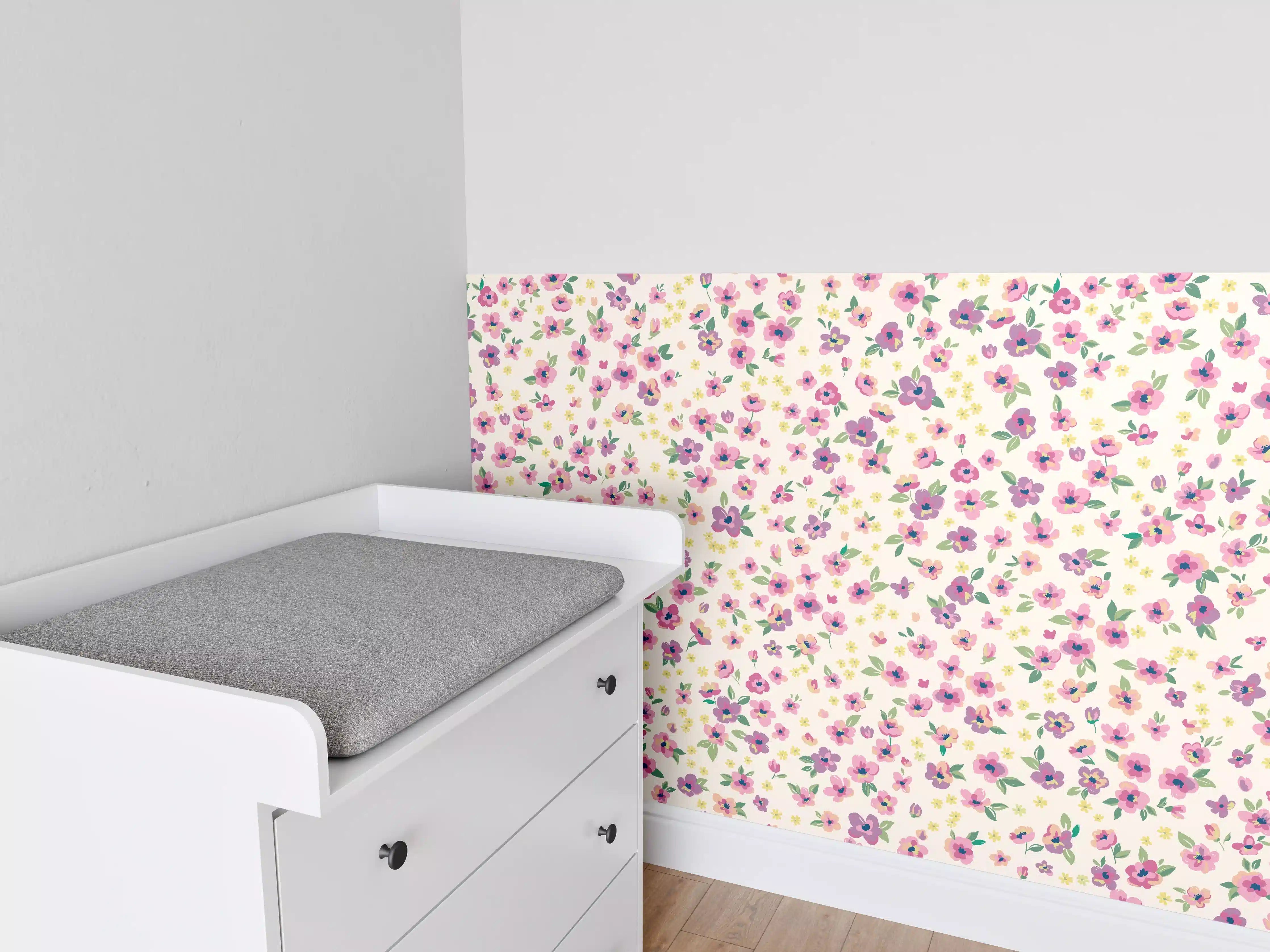 Babyzimmer Wandgestaltung - Vintage Ditsy Blumenmuster Rosa