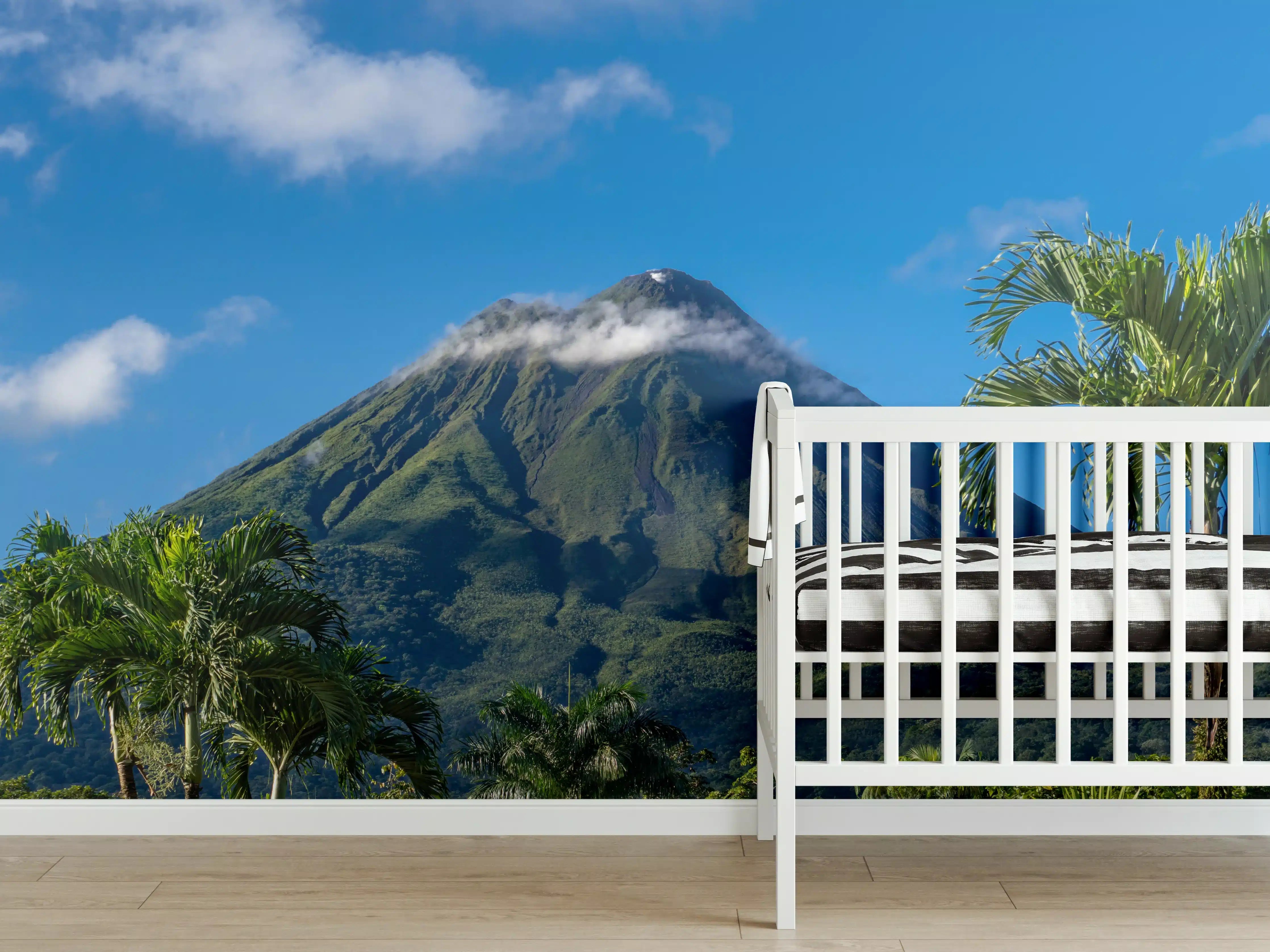 Babyzimmer Wandgestaltung - Vulkan Arenal von nahem - Costa Rica