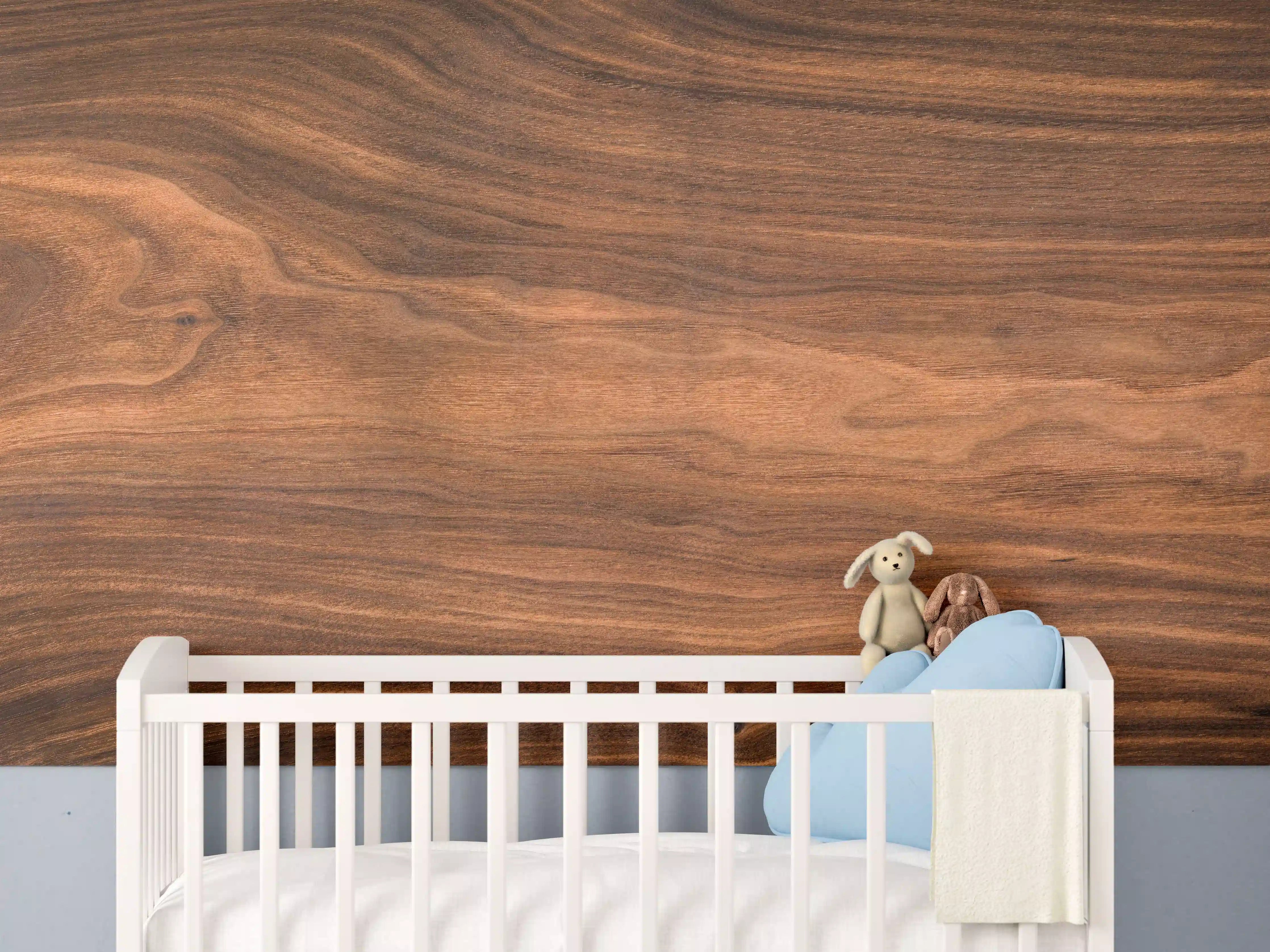 Babyzimmer Wandgestaltung - Walnussholz