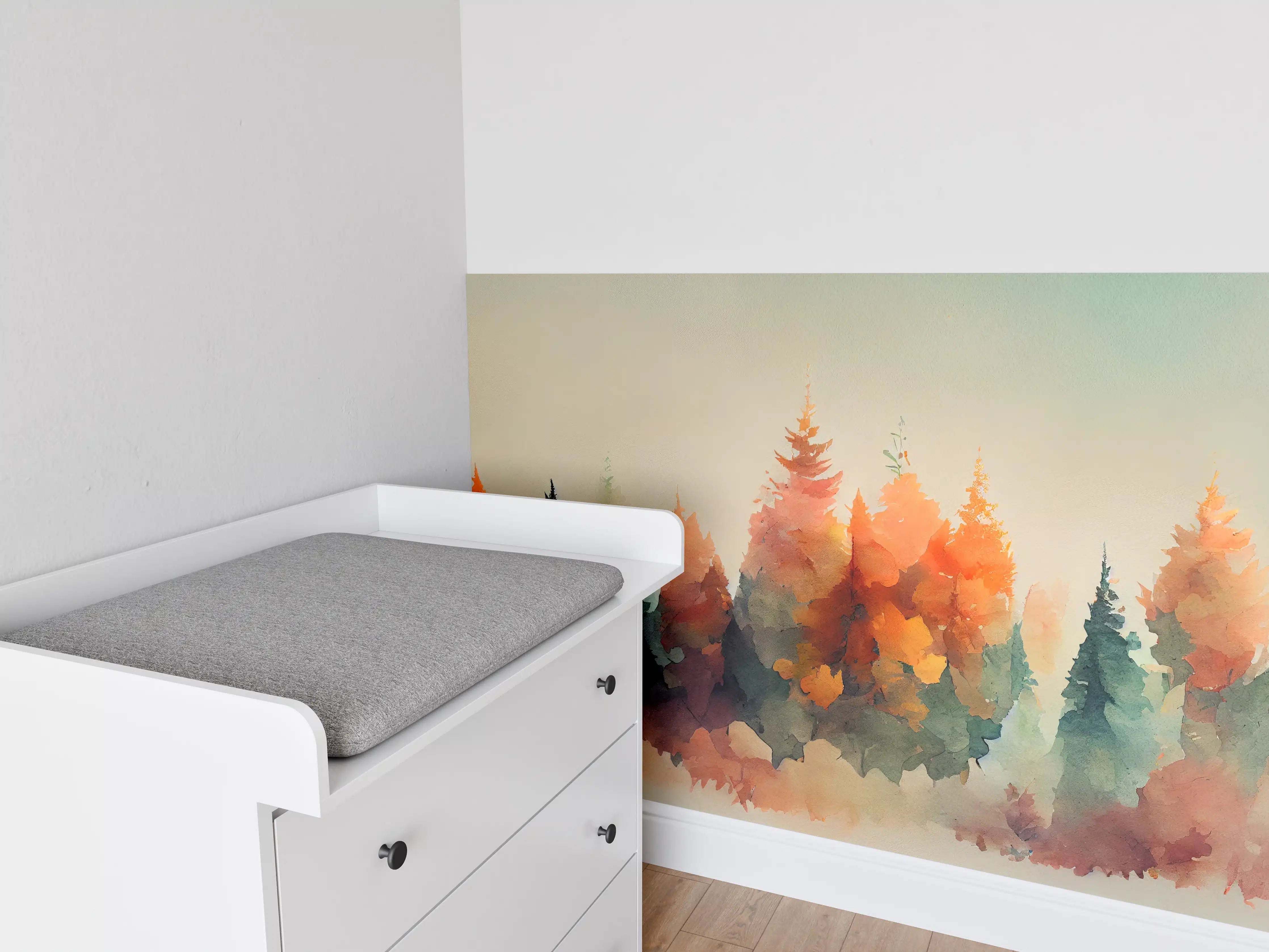 Babyzimmer Wandgestaltung - Warmer Wald im Aquarellstil