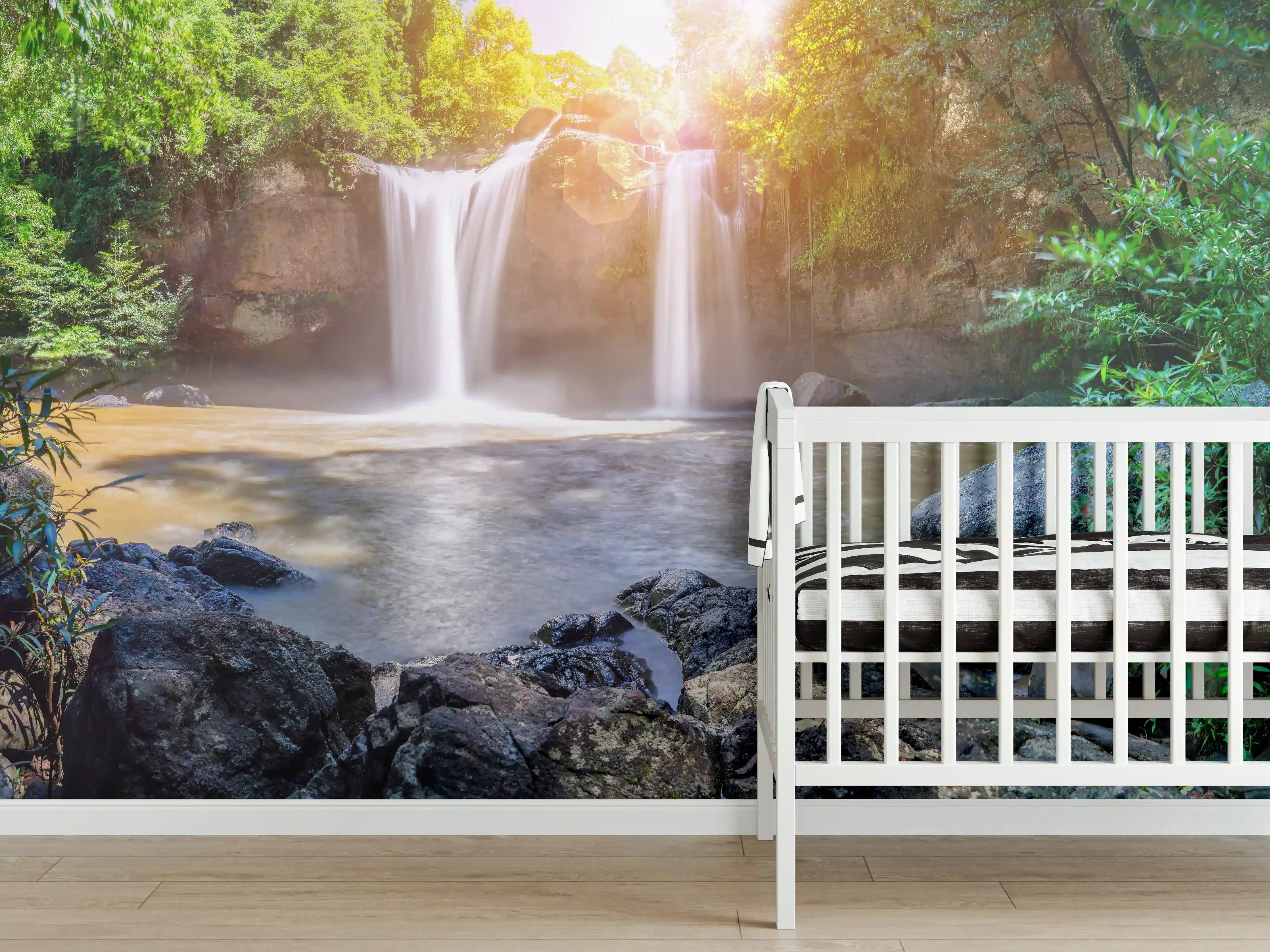 Babyzimmer Wandgestaltung - Wasserfall in Malaysia - Asien