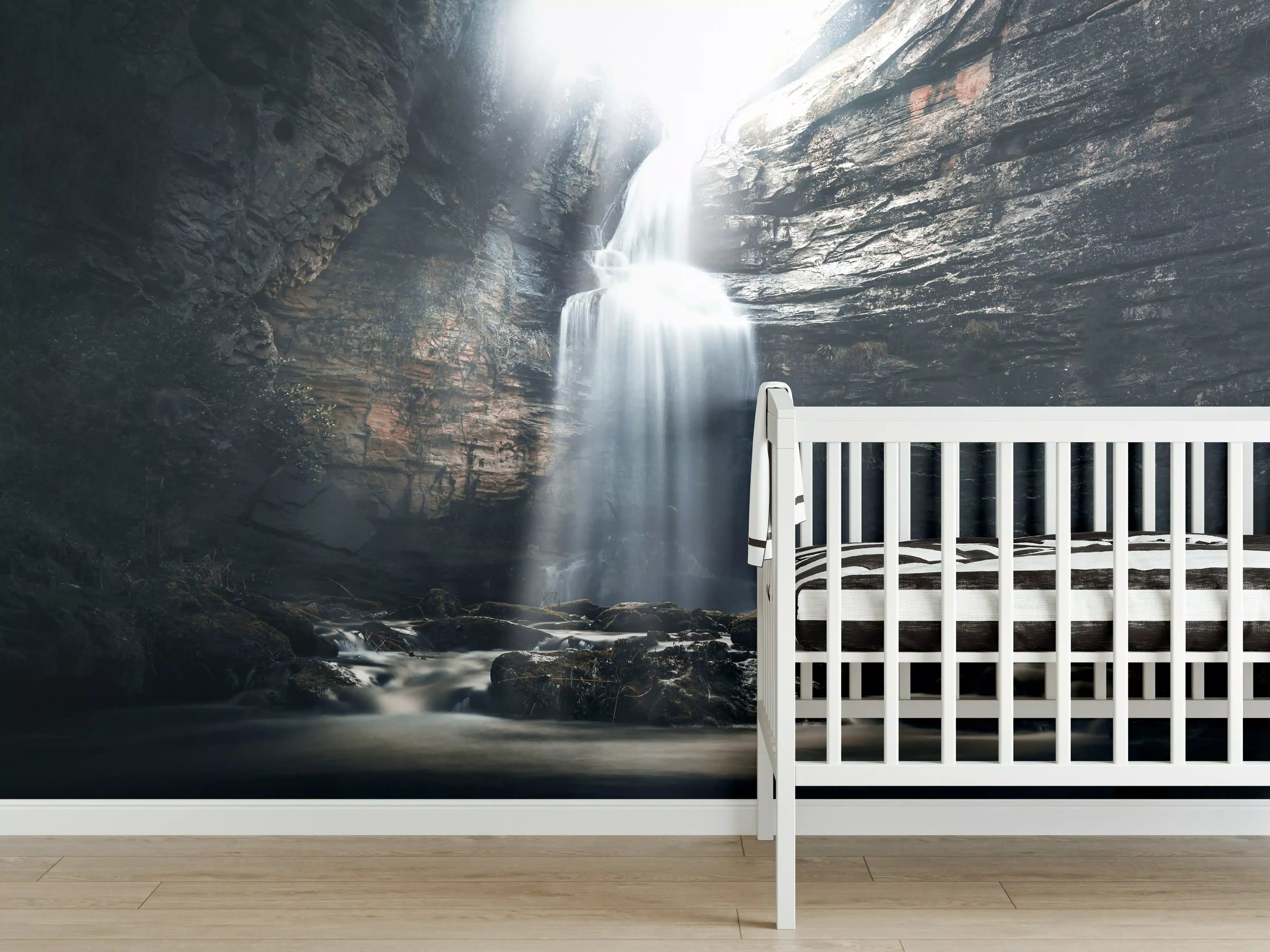 Babyzimmer Wandgestaltung - Wasserfall in geheimnisvoller Schlucht
