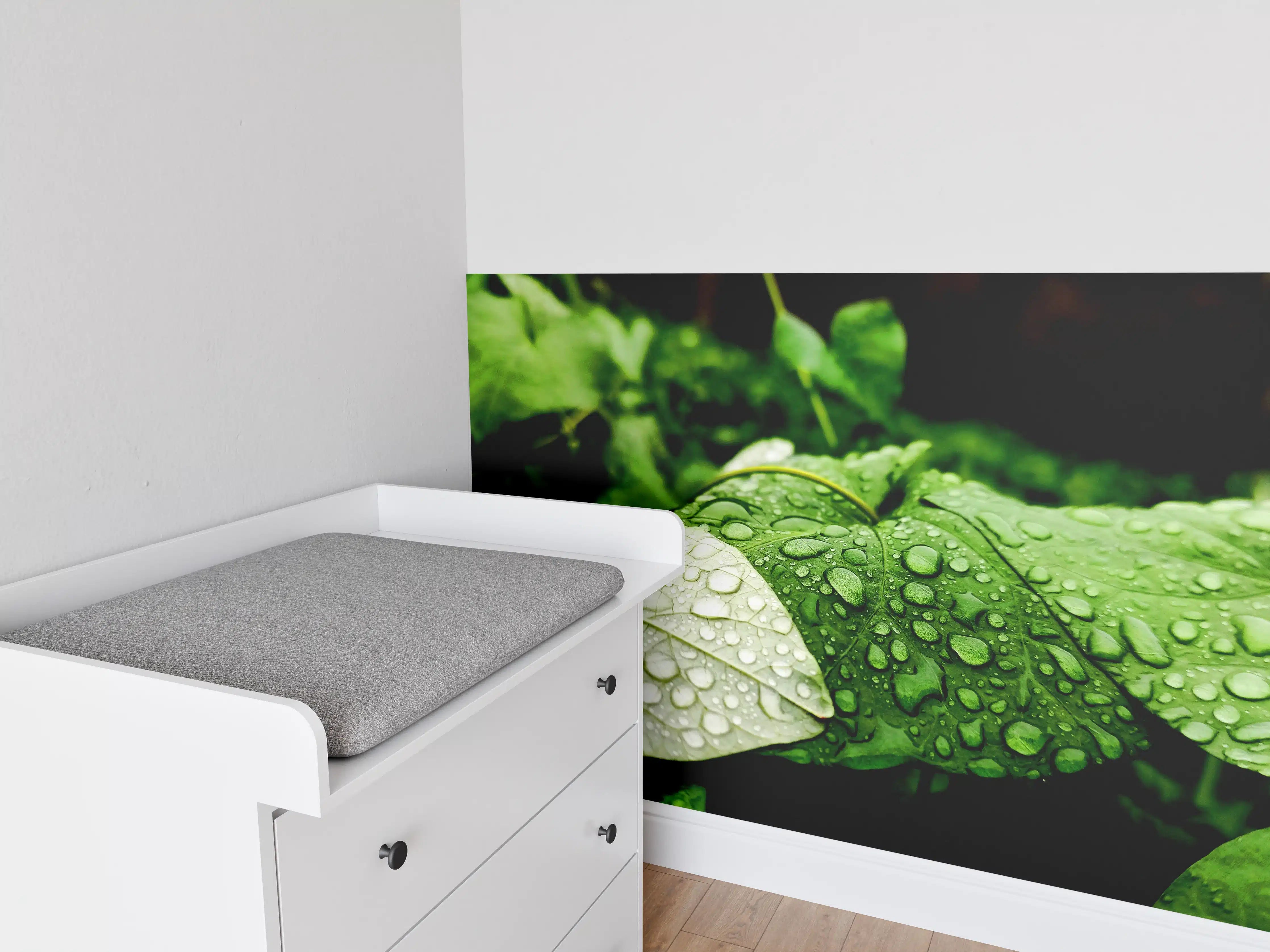 Babyzimmer Wandgestaltung - Wassertropfen auf einem Blatt