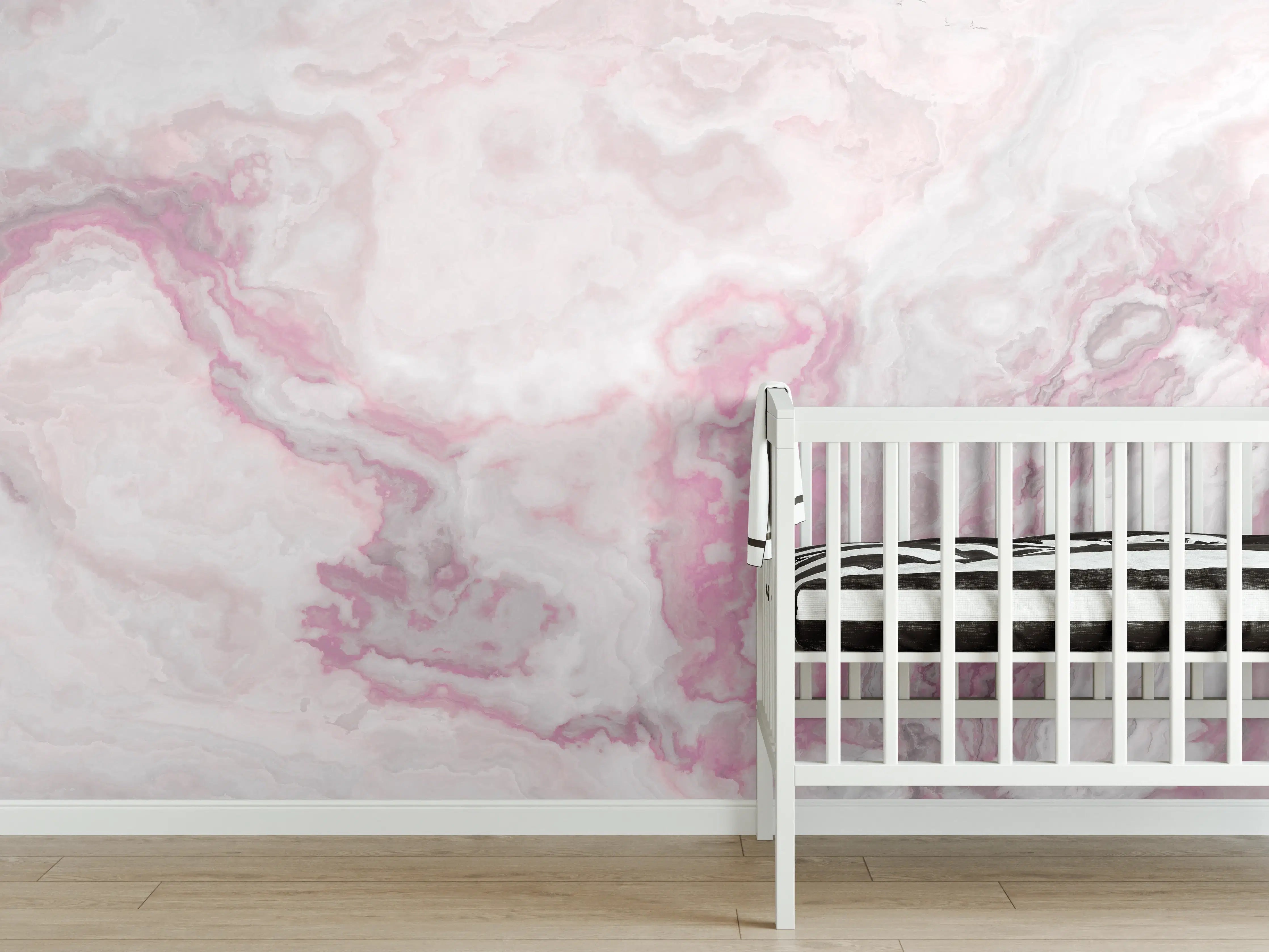 Babyzimmer Wandgestaltung - Weiche rosa und graue Marmorstruktur