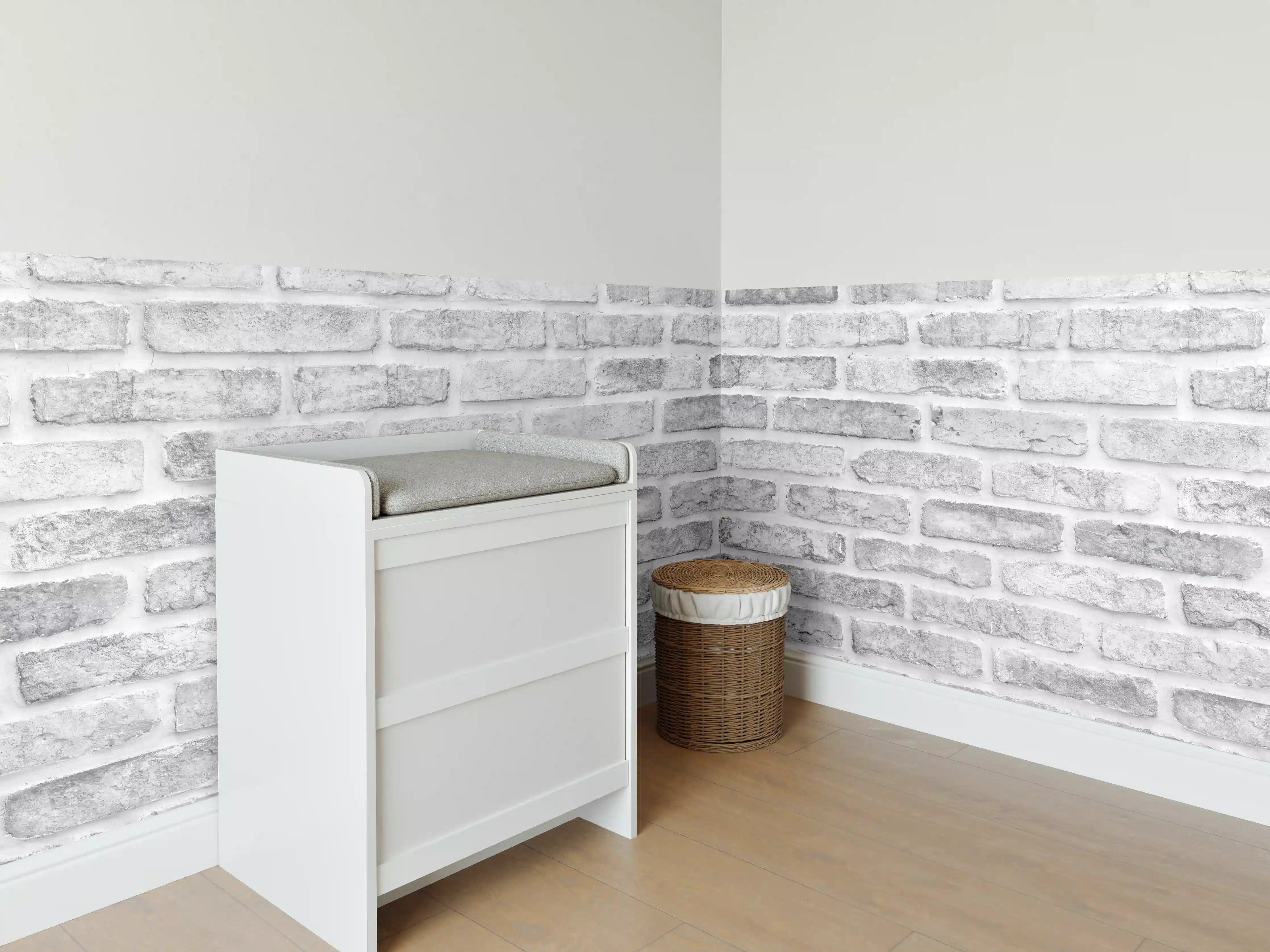 Babyzimmer Wandgestaltung - Weiß gewaschene Ziegelwand