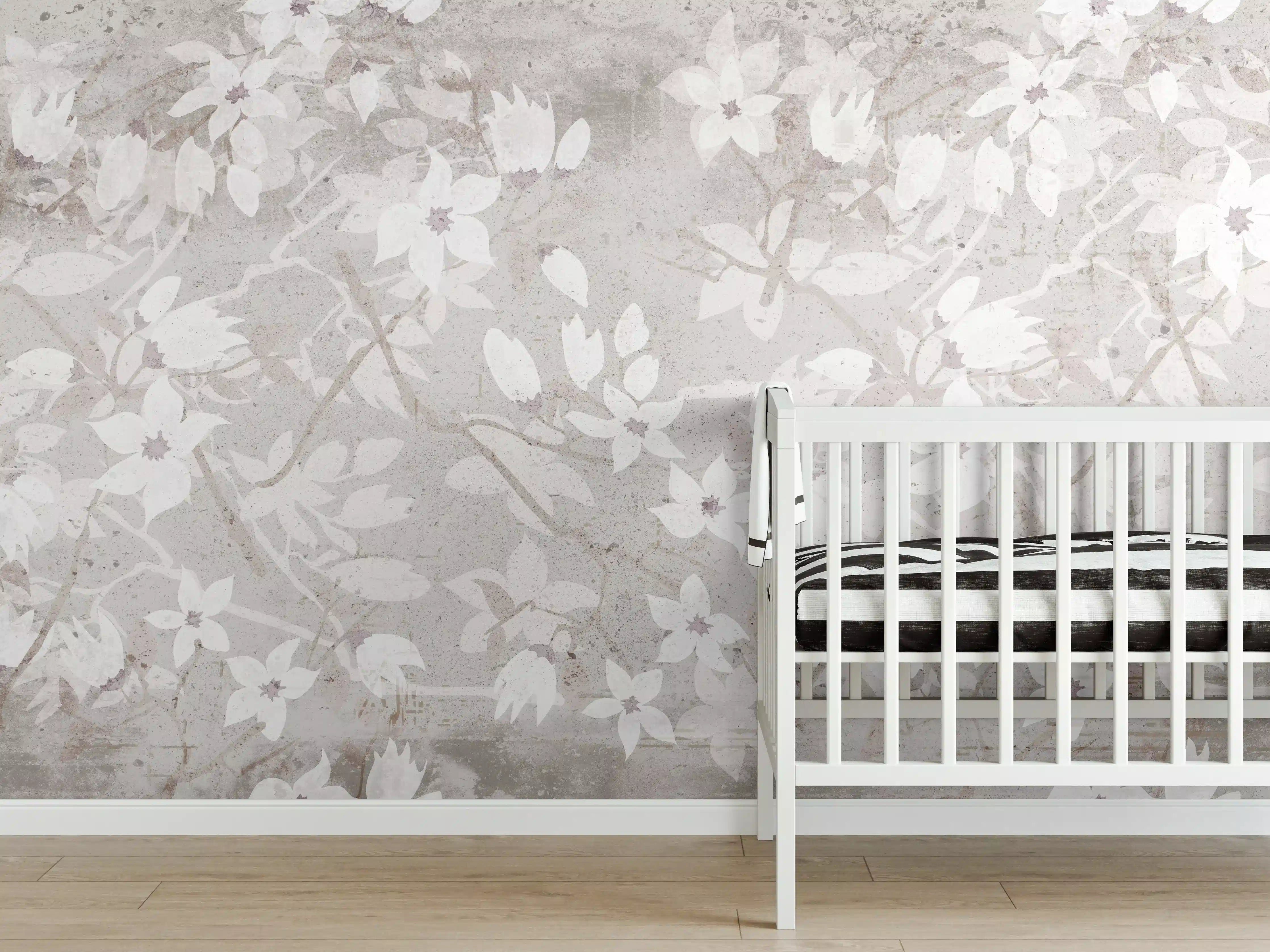 Babyzimmer Wandgestaltung - Weiße Blumen auf altem grauem Hintergrund