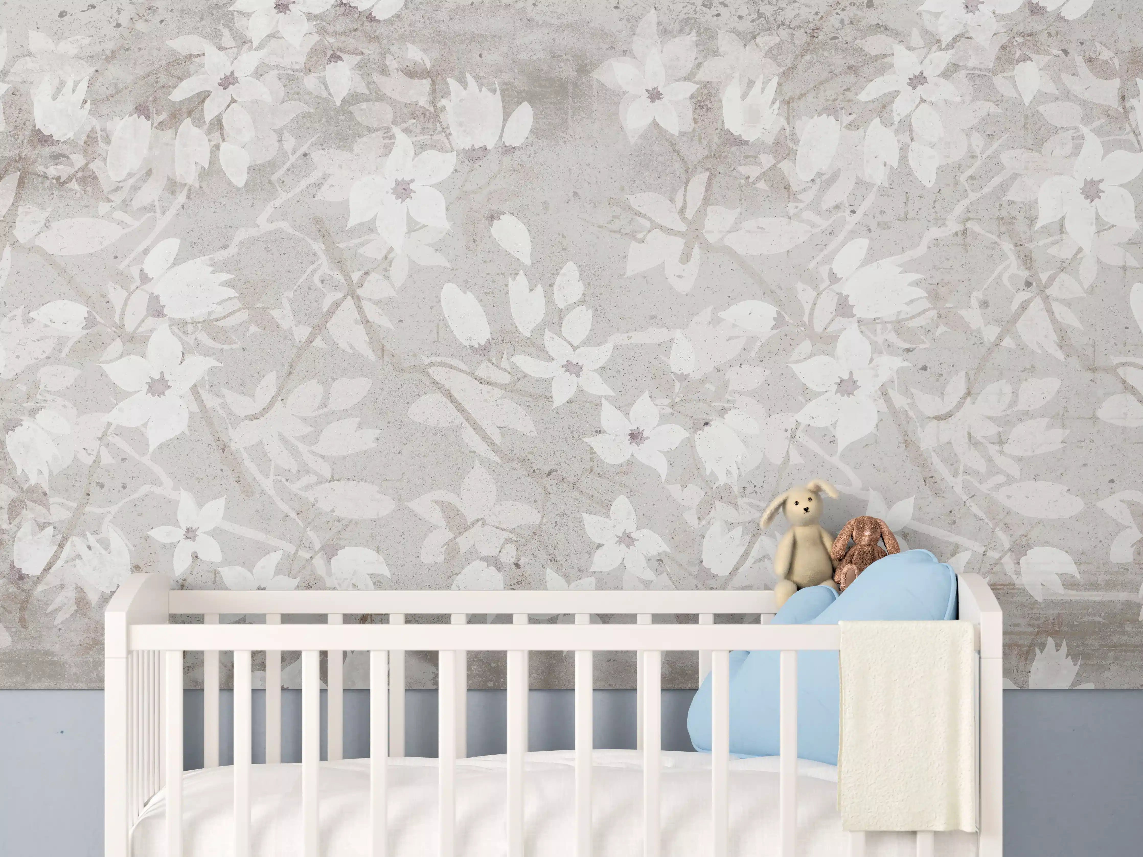 Babyzimmer Wandgestaltung - Weiße Blumen auf altem grauem Hintergrund