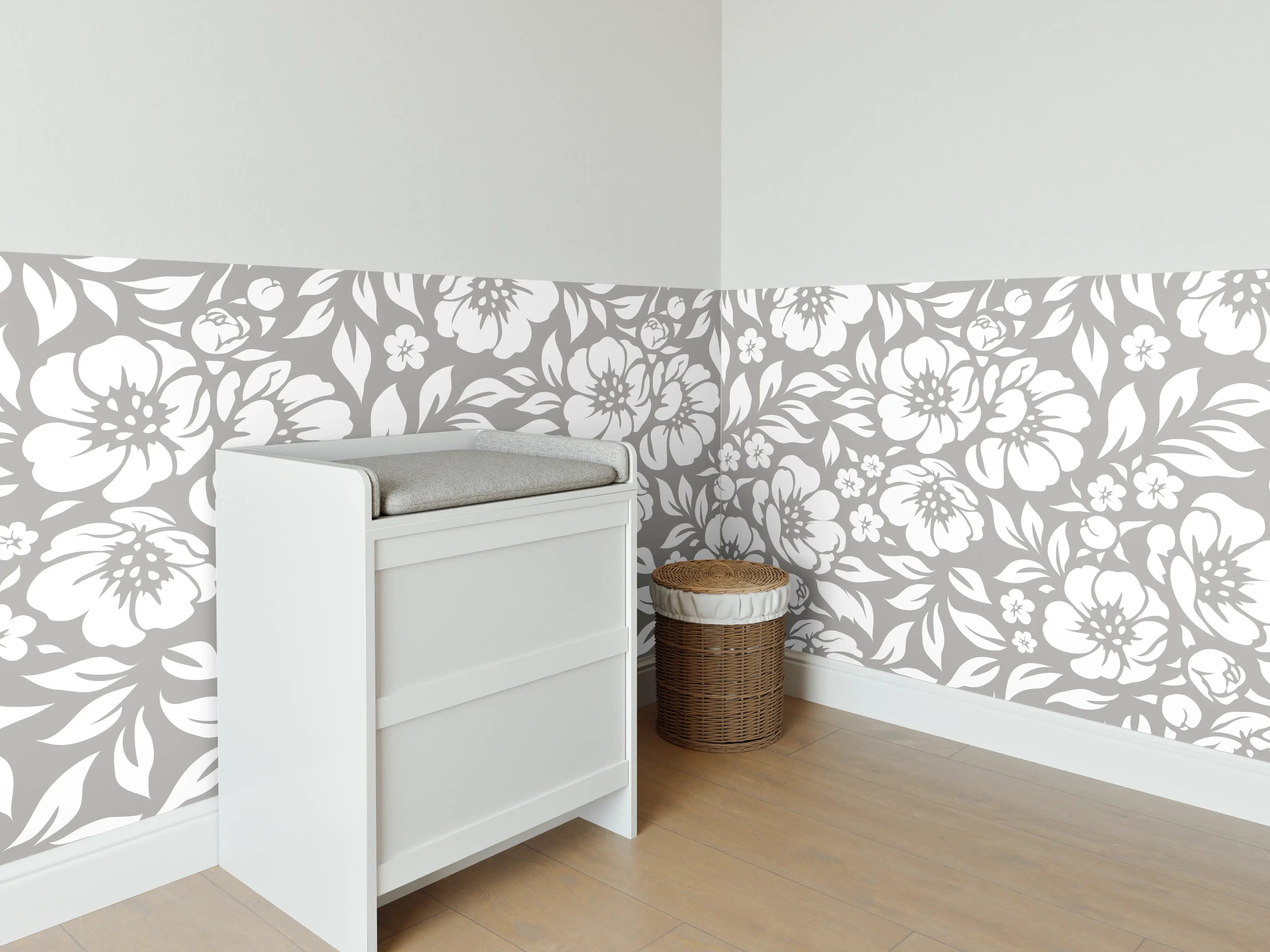 Babyzimmer Wandgestaltung - Weiße Blumenmuster-Fliese