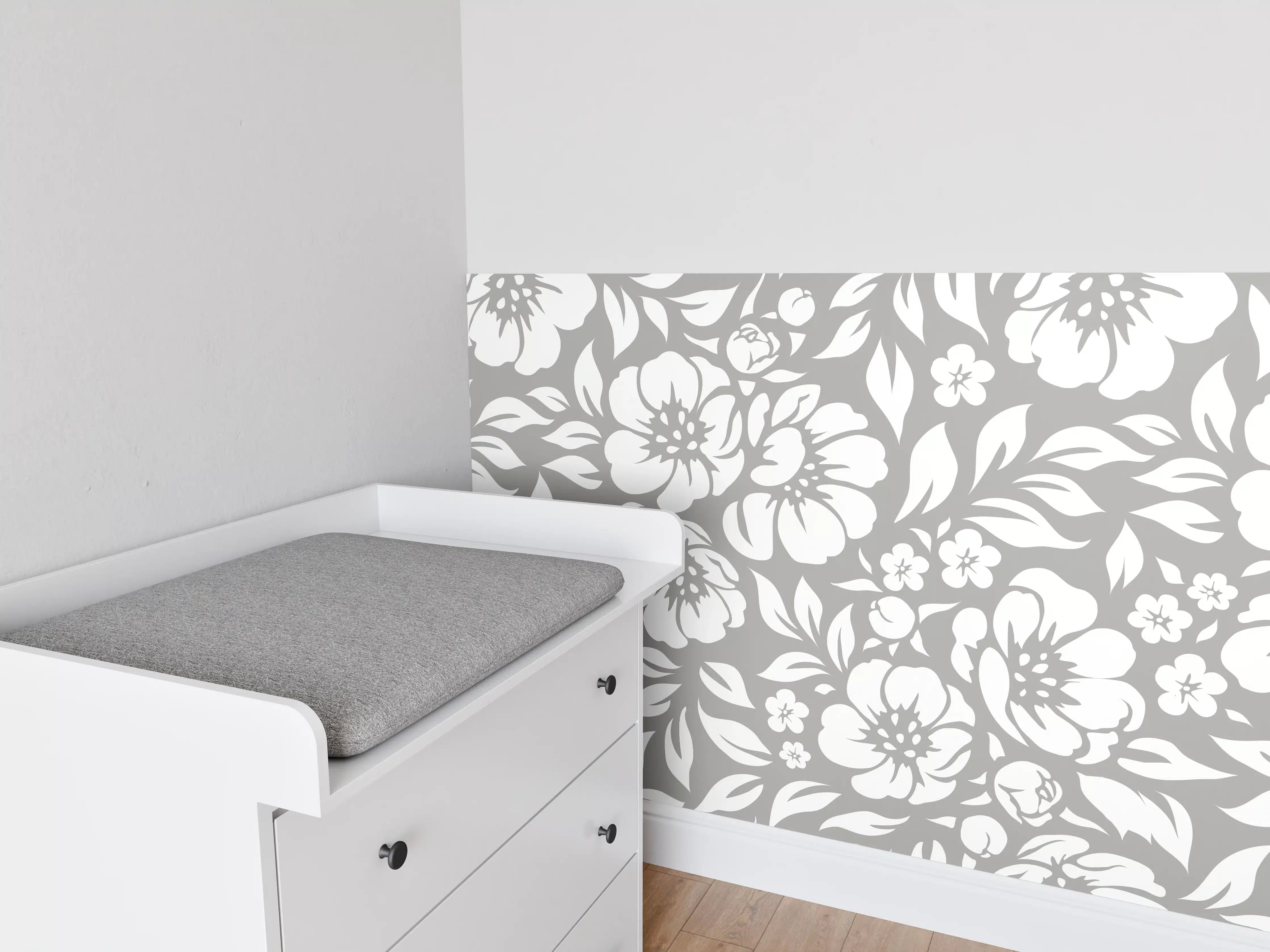 Babyzimmer Wandgestaltung - Weiße Blumenmuster-Fliese