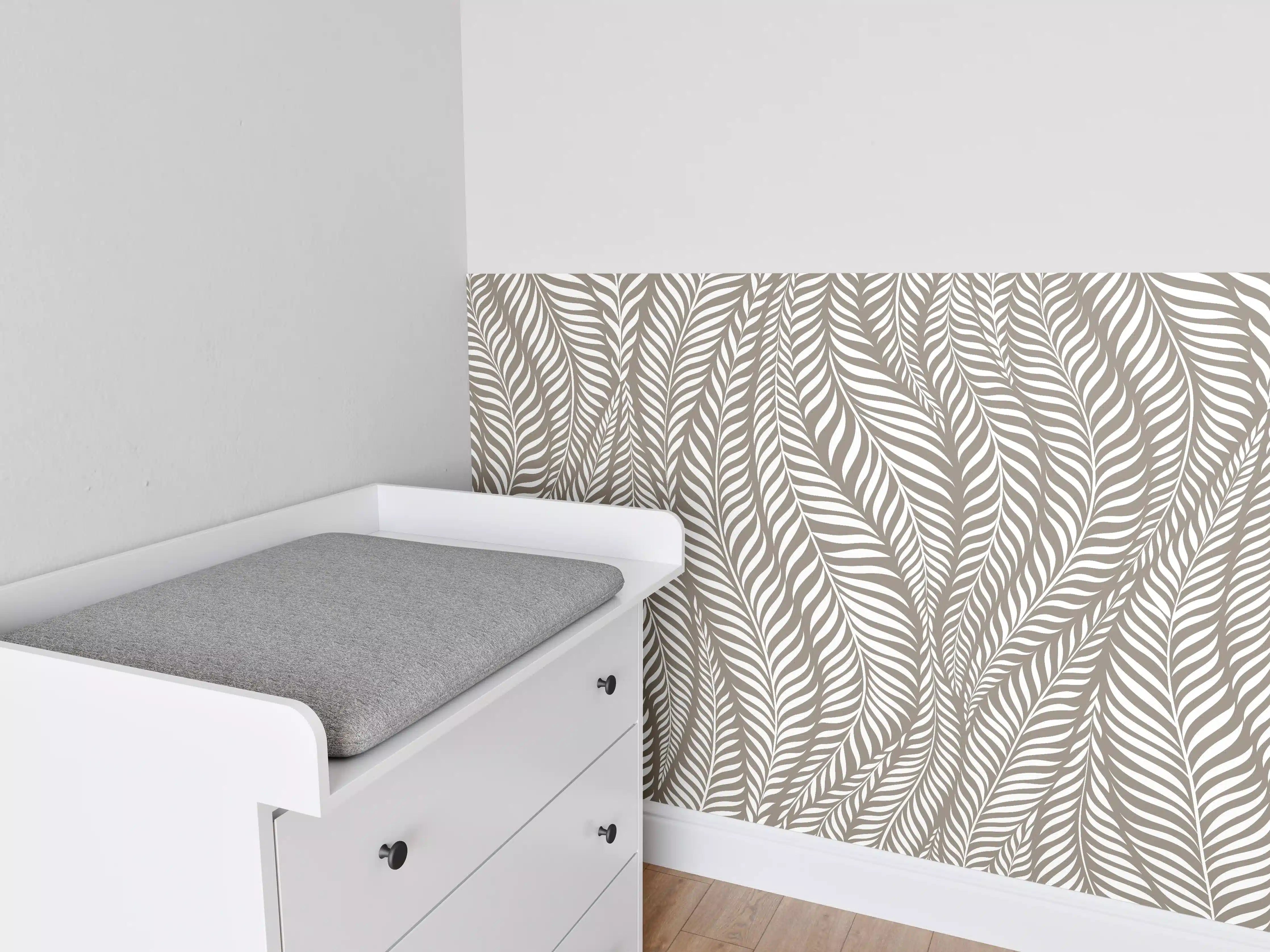 Babyzimmer Wandgestaltung - Weiße Grautöne, elegante Wandgestaltung