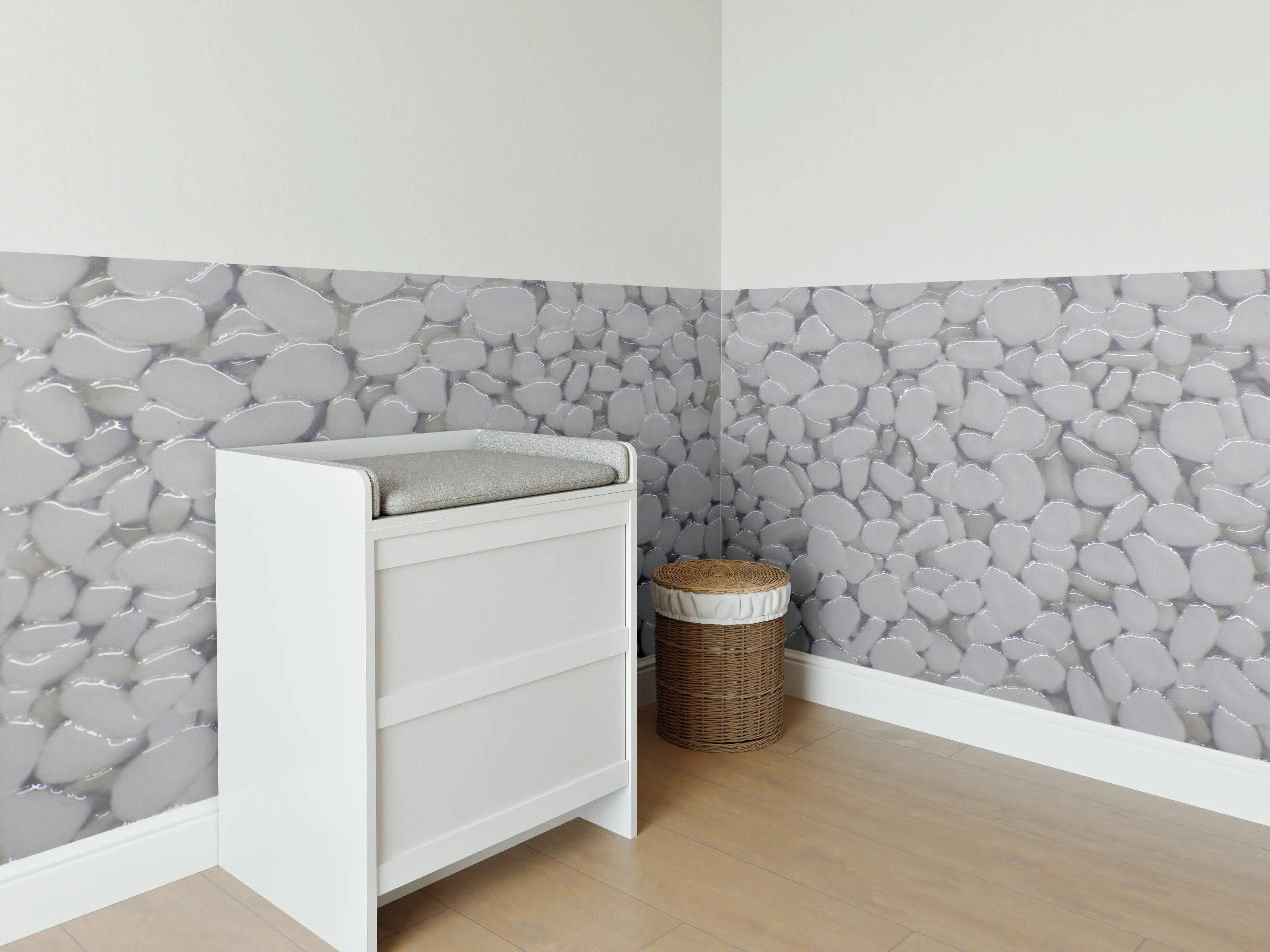 Babyzimmer Wandgestaltung - Weiße Kieselsteine mit feiner Struktur