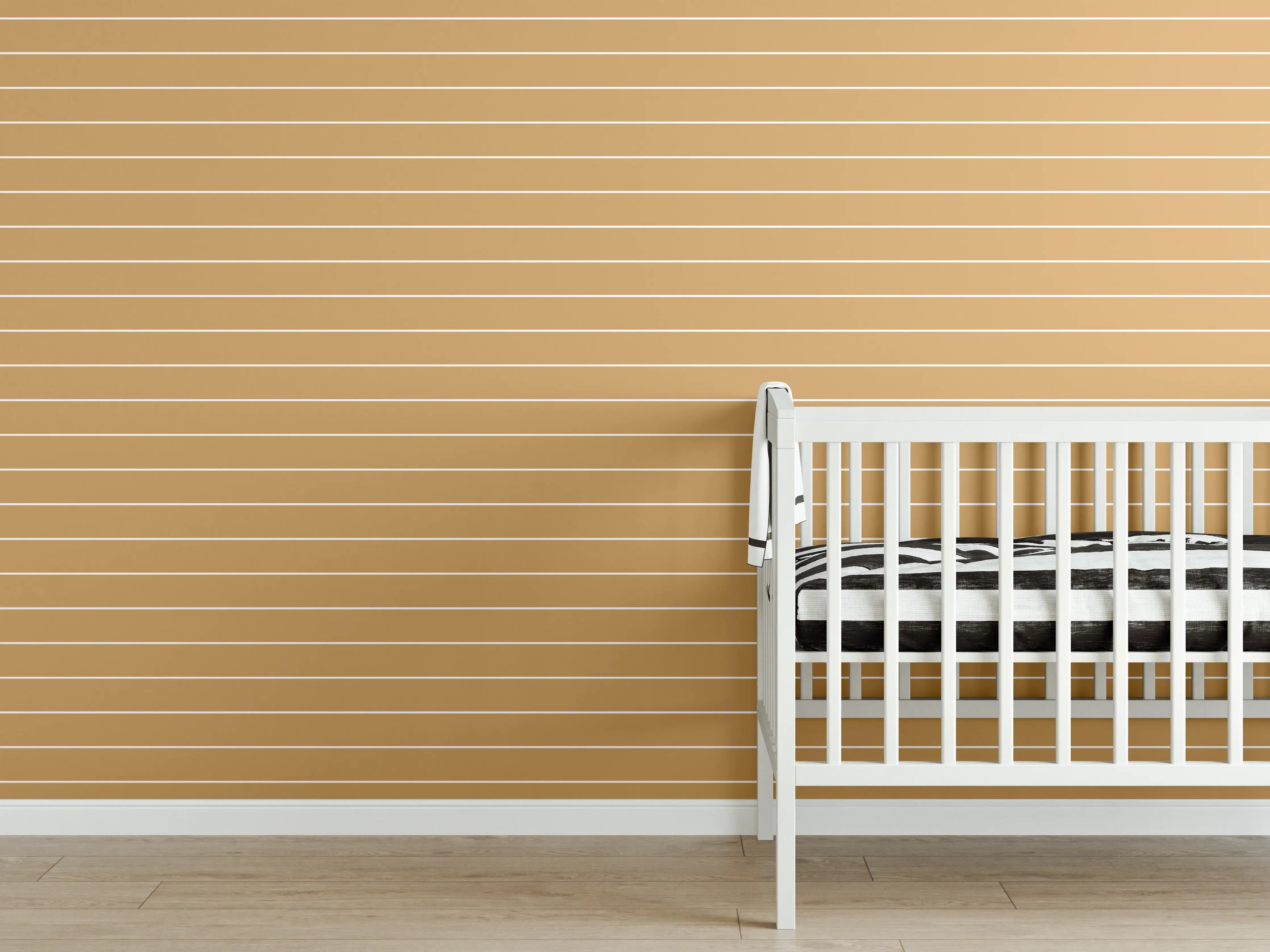 Babyzimmer Wandgestaltung - Weiße Linie mit goldener Akzentlinie