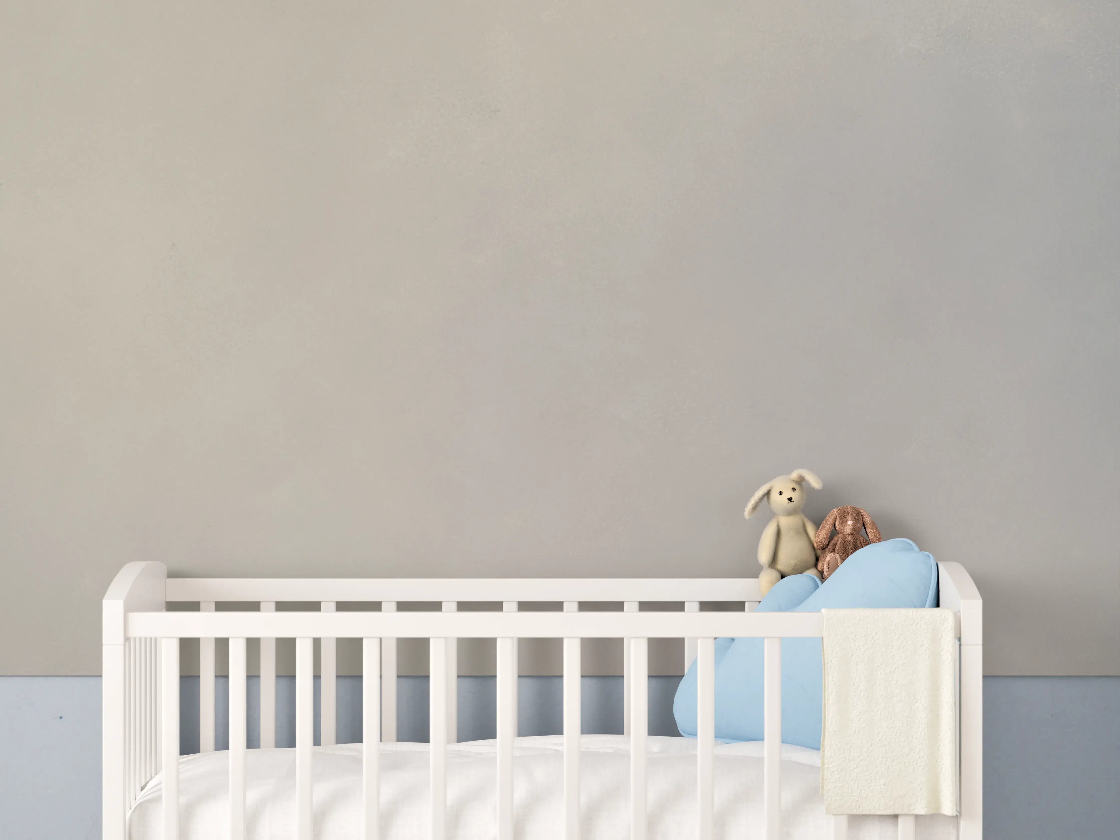 Babyzimmer Wandgestaltung - Weiße Marmortextur mit subtilen Grautönen