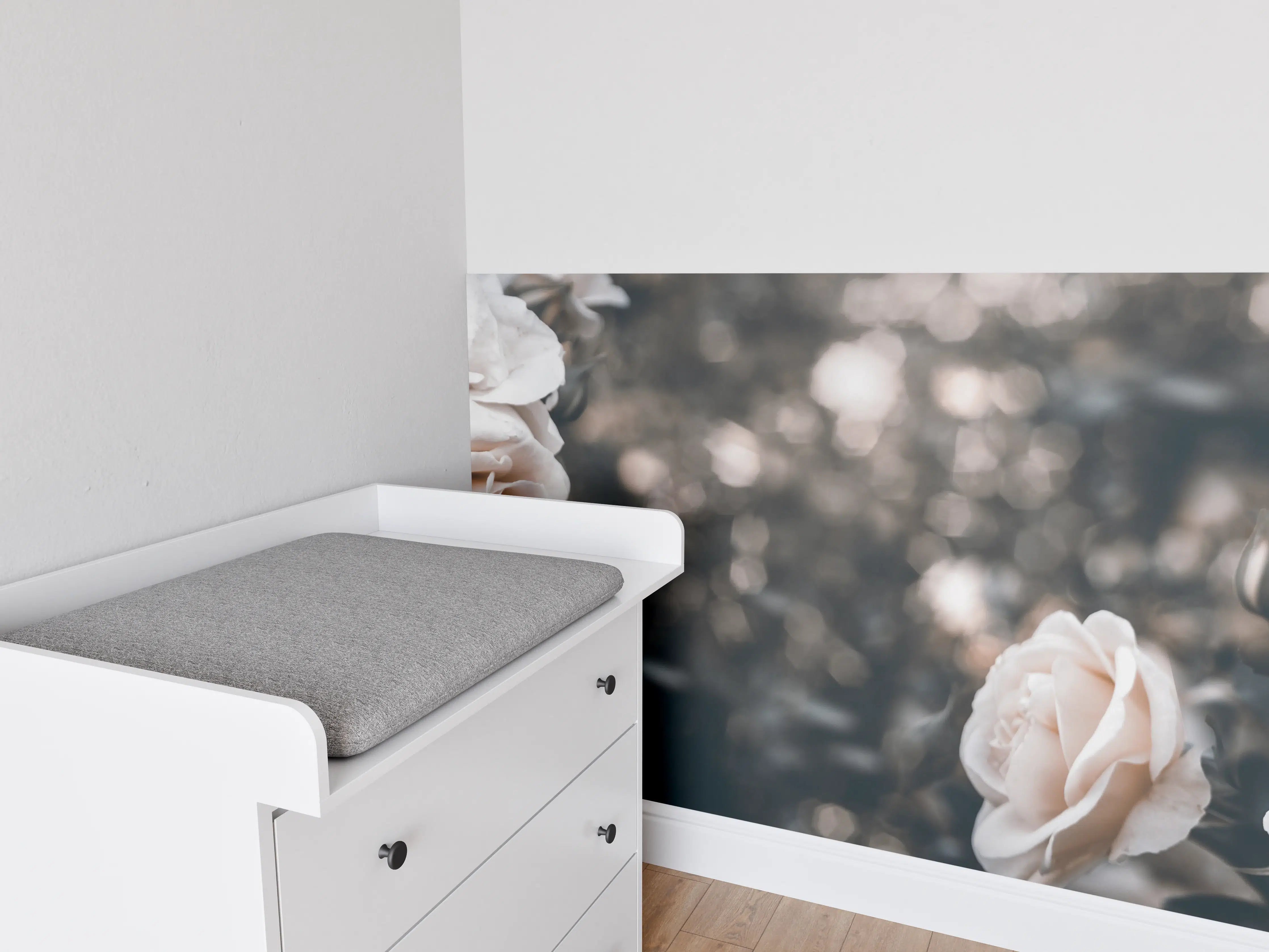 Babyzimmer Wandgestaltung - Weisse Pastell- Rosen - Fine Art