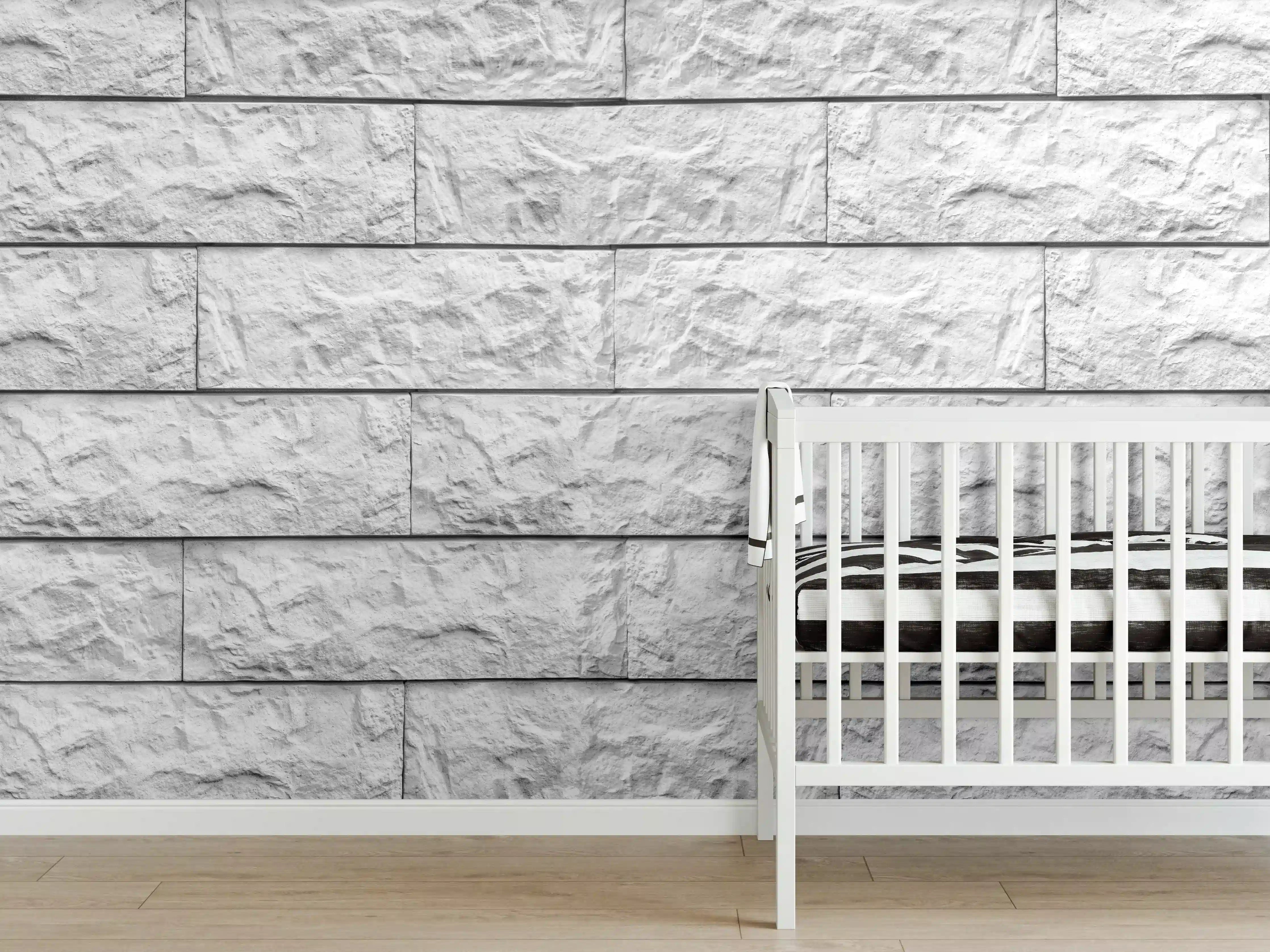 Babyzimmer Wandgestaltung - Weiße Steinmauer mit Textur