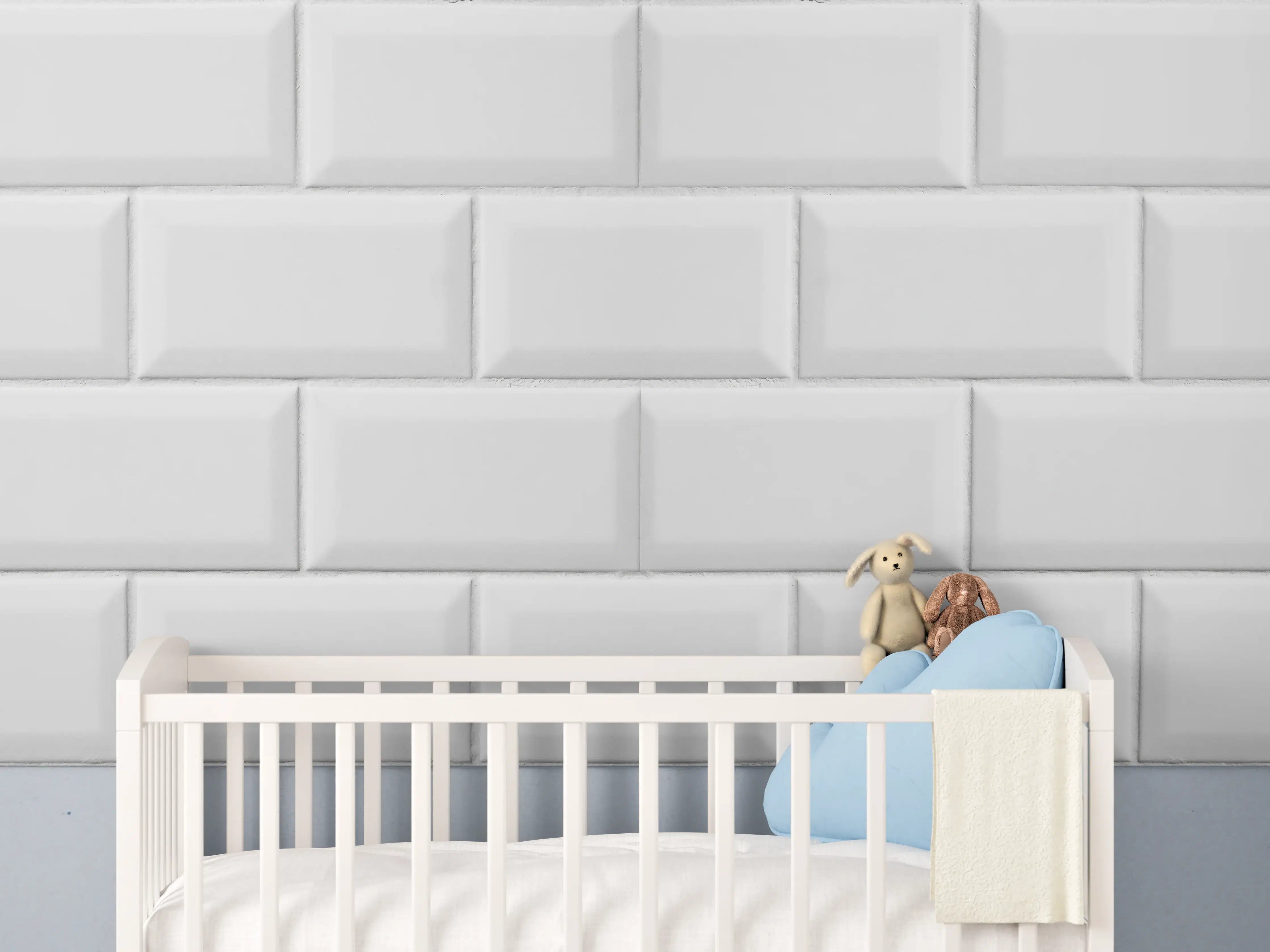 Babyzimmer Wandgestaltung - Weiße helle glänzende Ziegelfliesen