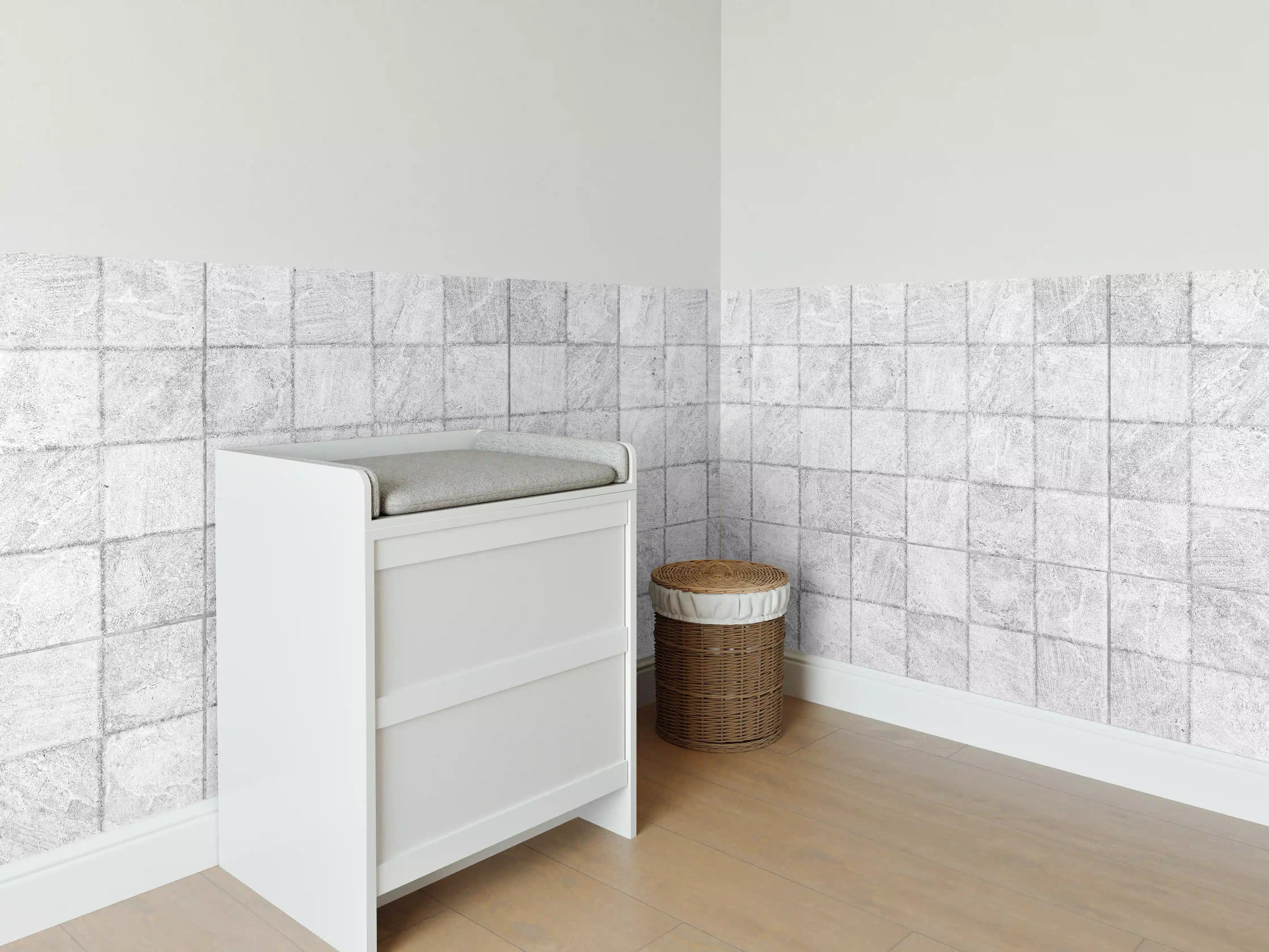 Babyzimmer Wandgestaltung - Weiße quadratische Stein Fliesen