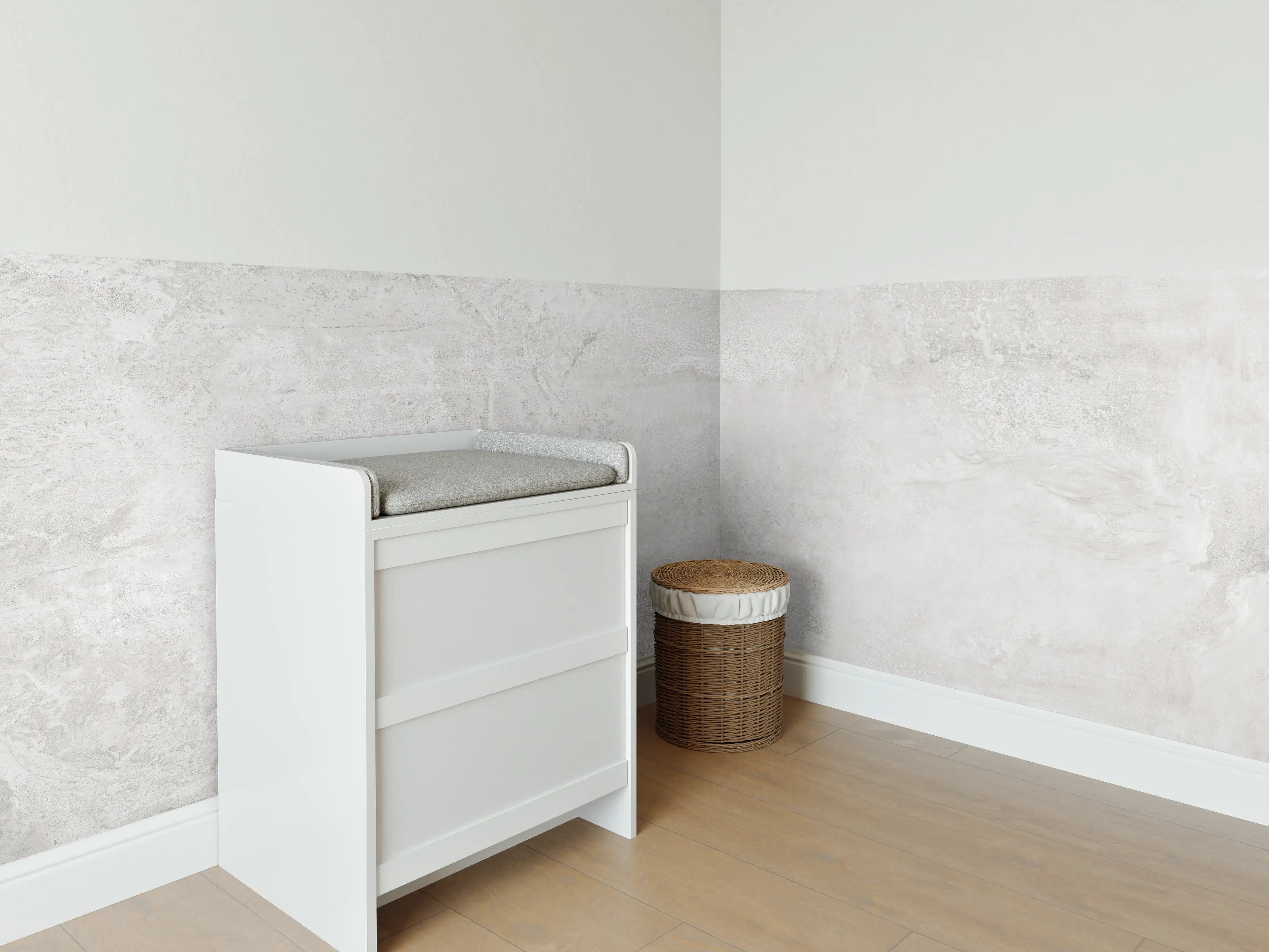 Babyzimmer Wandgestaltung - Weißer Wandhintergrund