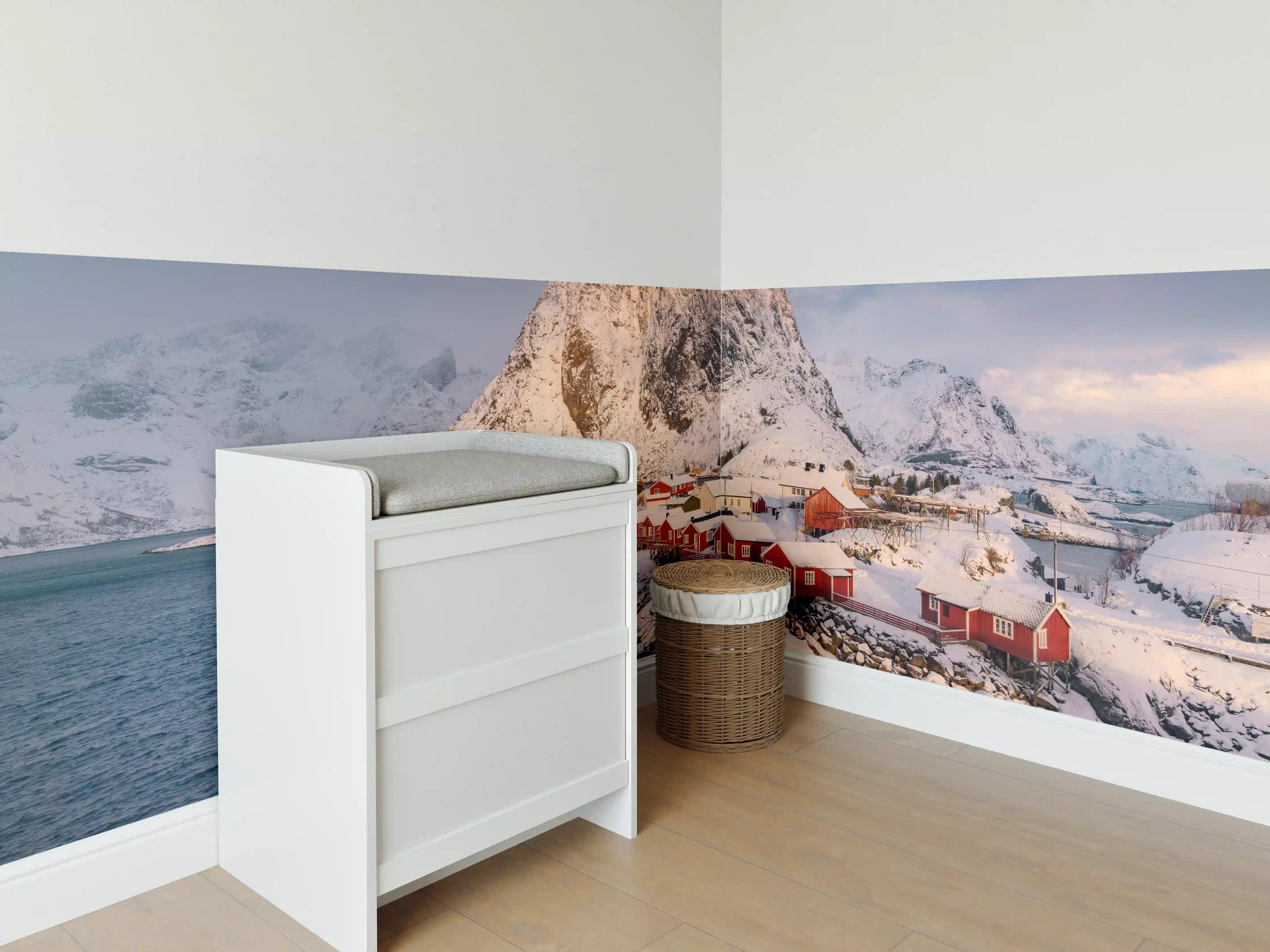Babyzimmer Wandgestaltung - Winteridyll Lofoten Norwegen